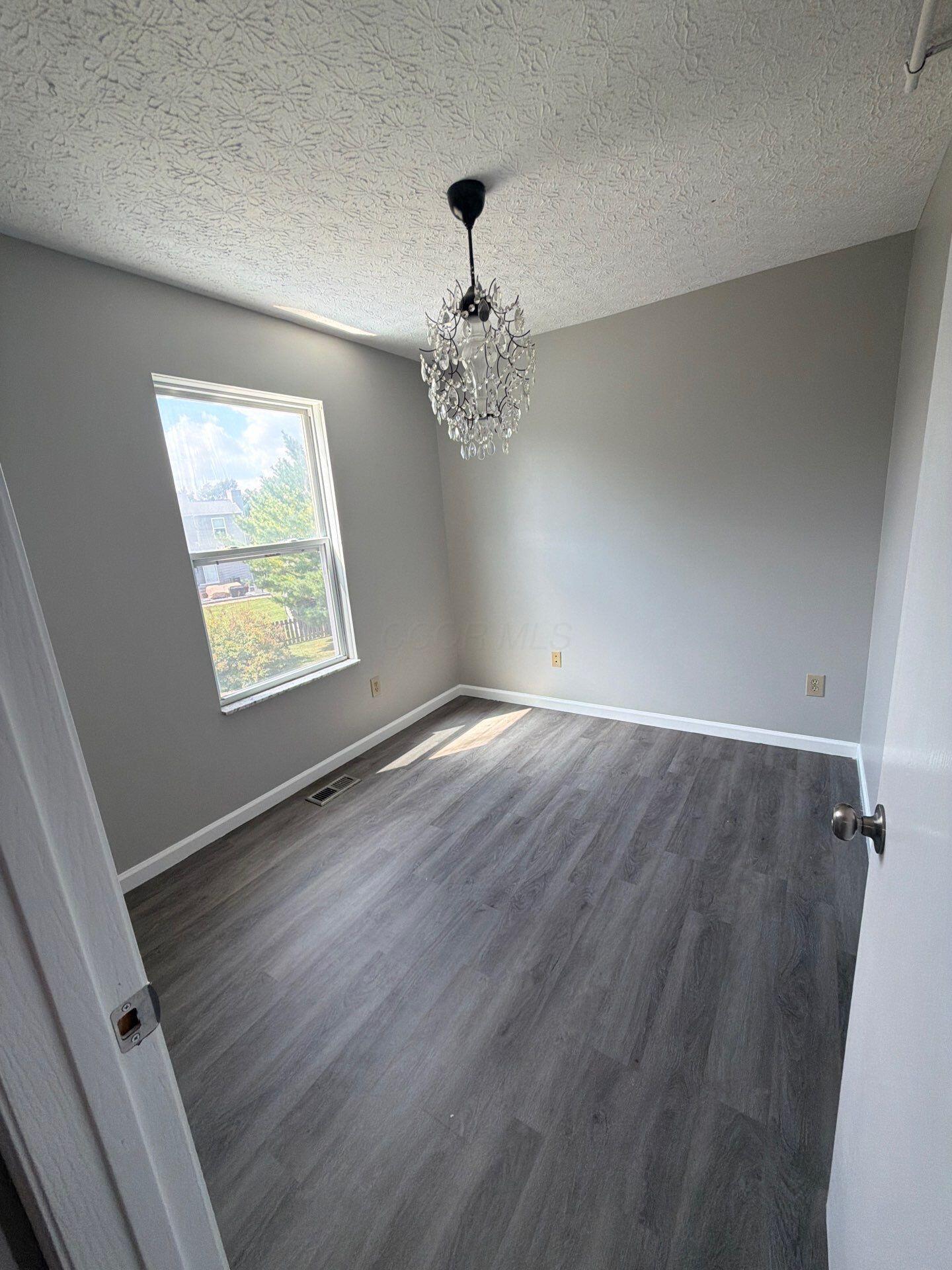 9079 Longstone Drive Property Photo 6