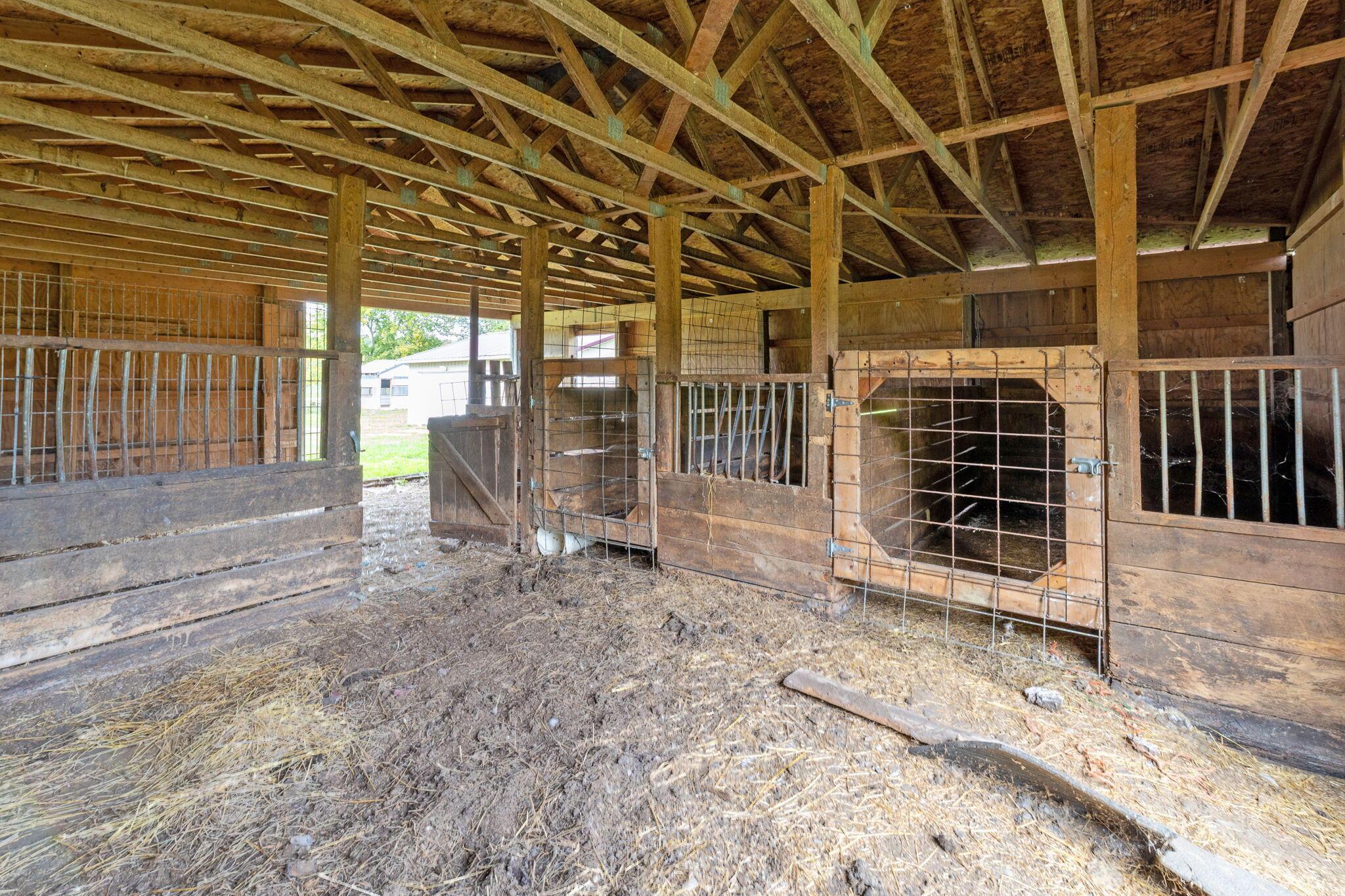 174 County Road 700 Property Photo 49
