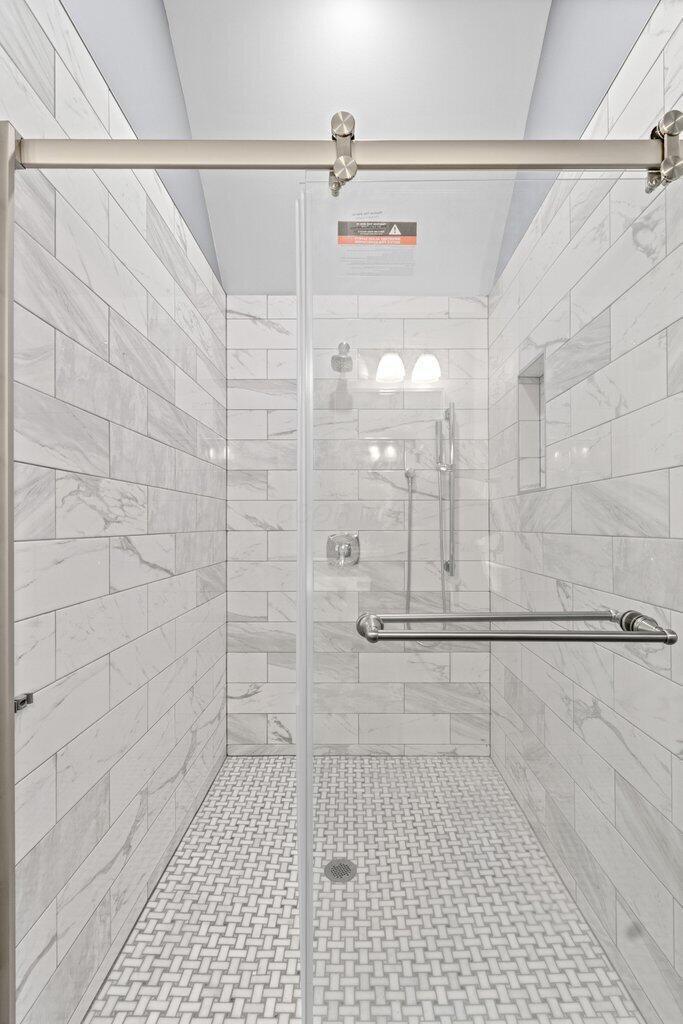 415 Glen Echo Circle Property Photo 32