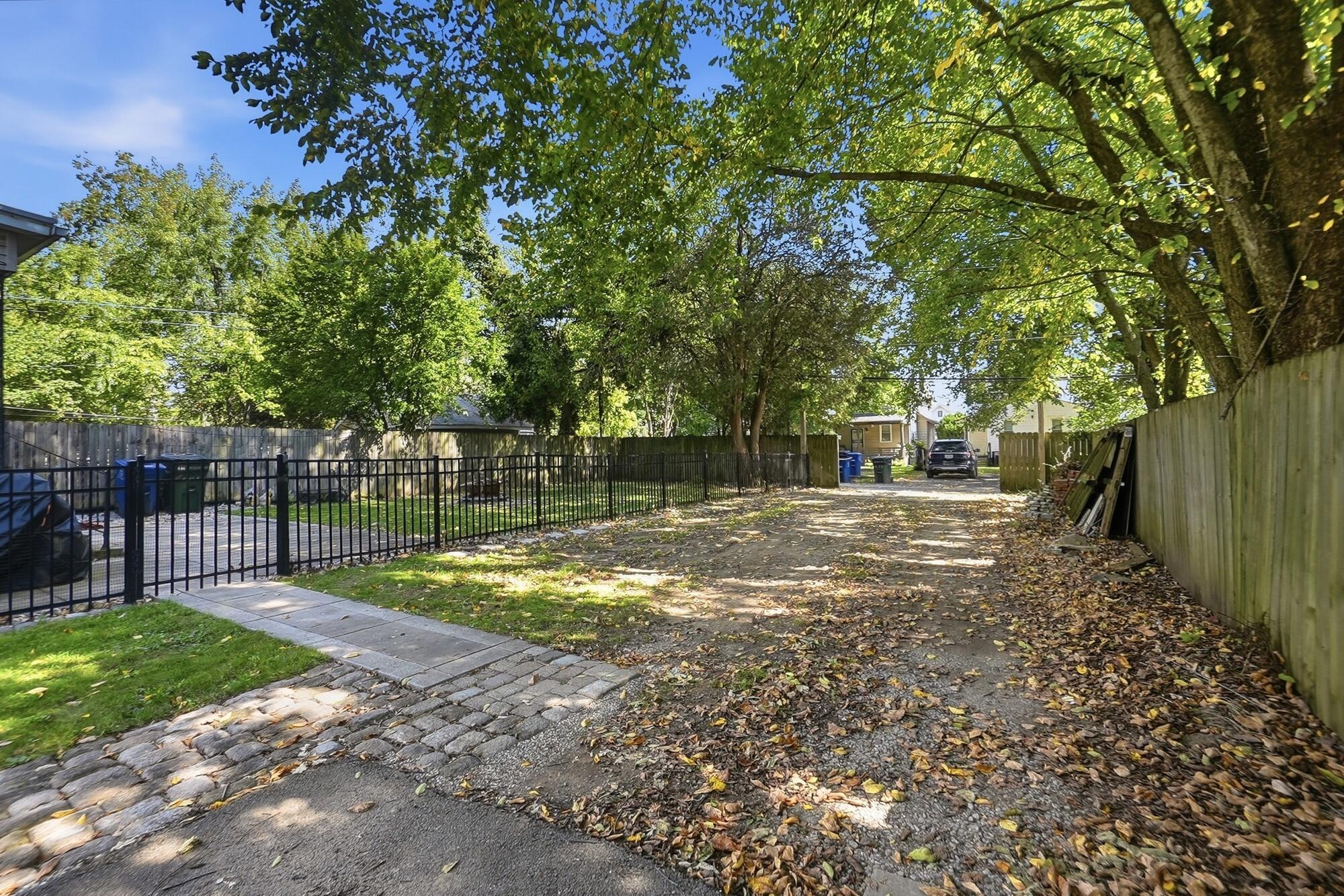 964 Lockbourne Road Property Photo 15