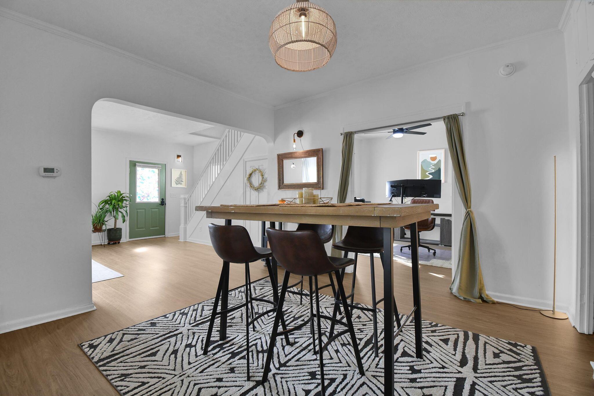305 Madison Avenue Property Photo 7