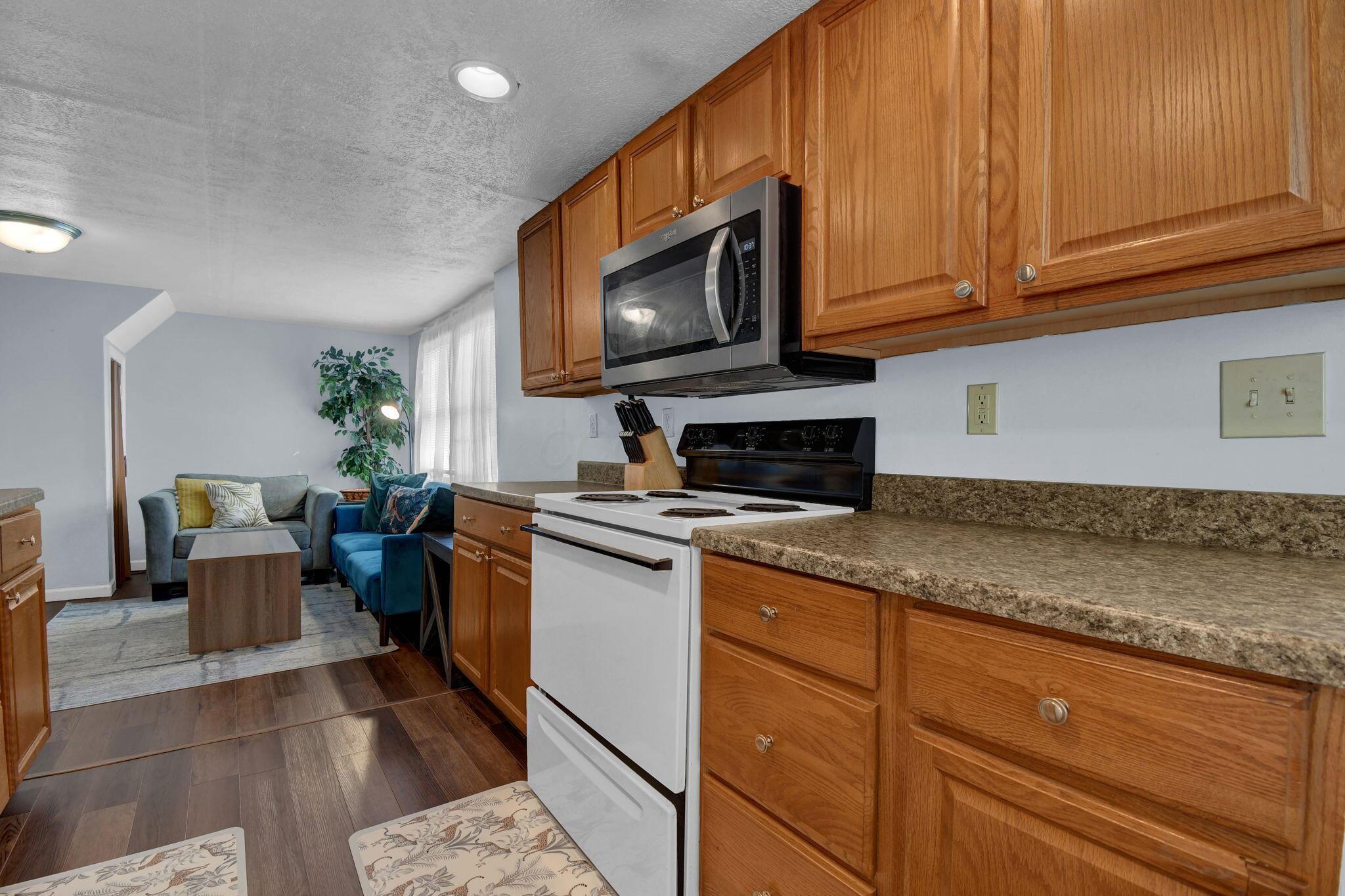 305 Madison Avenue Property Photo 25