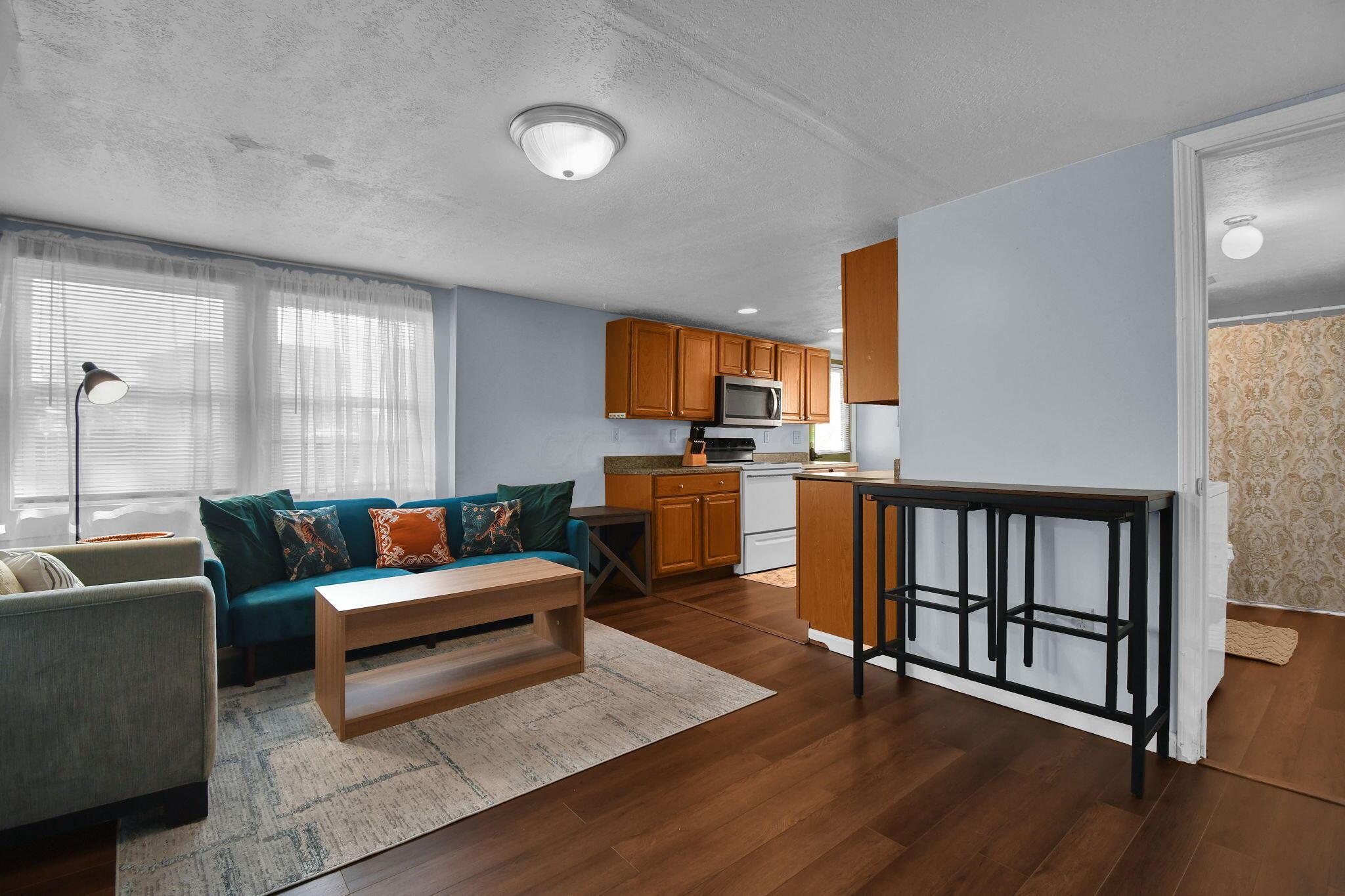 305 Madison Avenue Property Photo 28