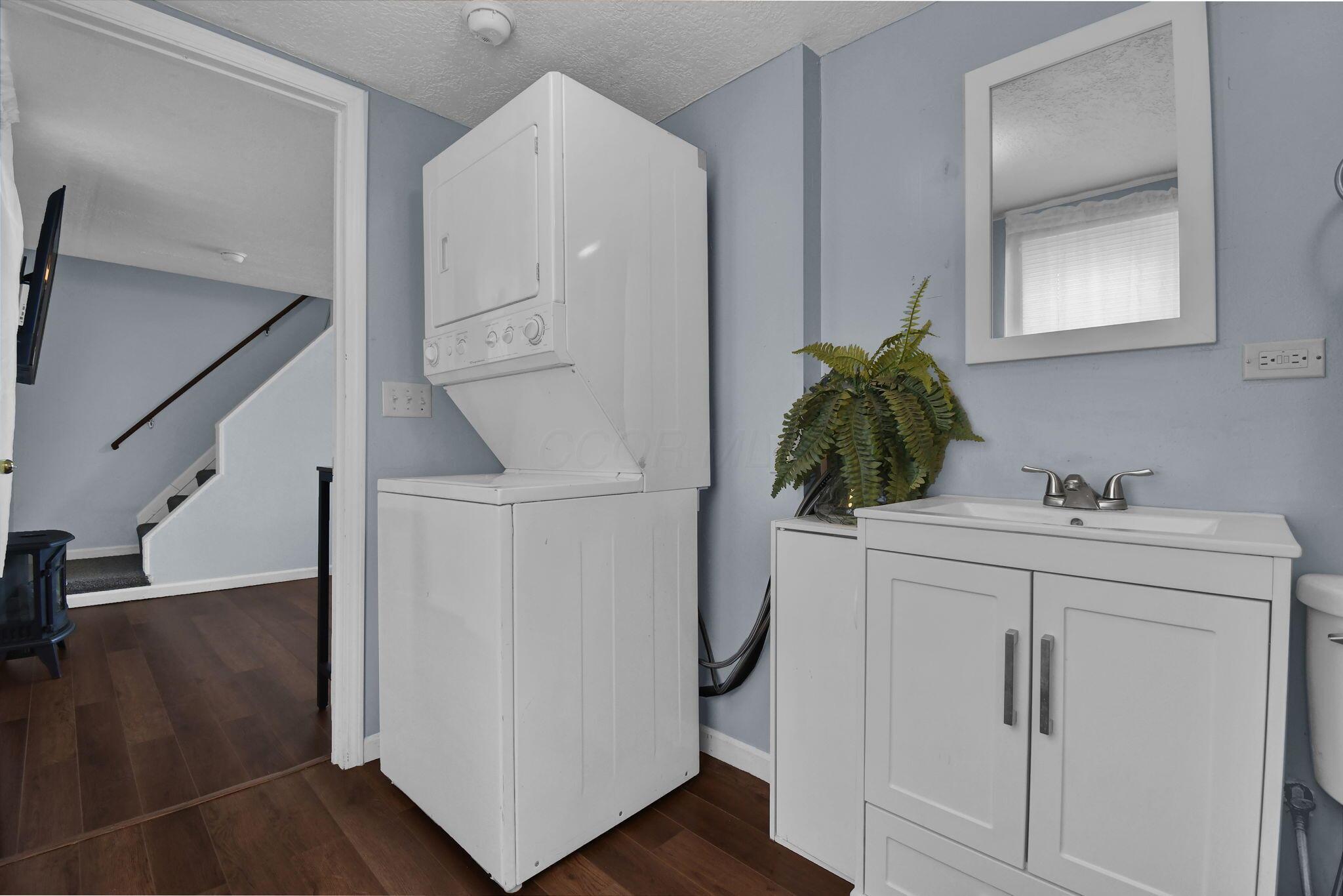 305 Madison Avenue Property Photo 31