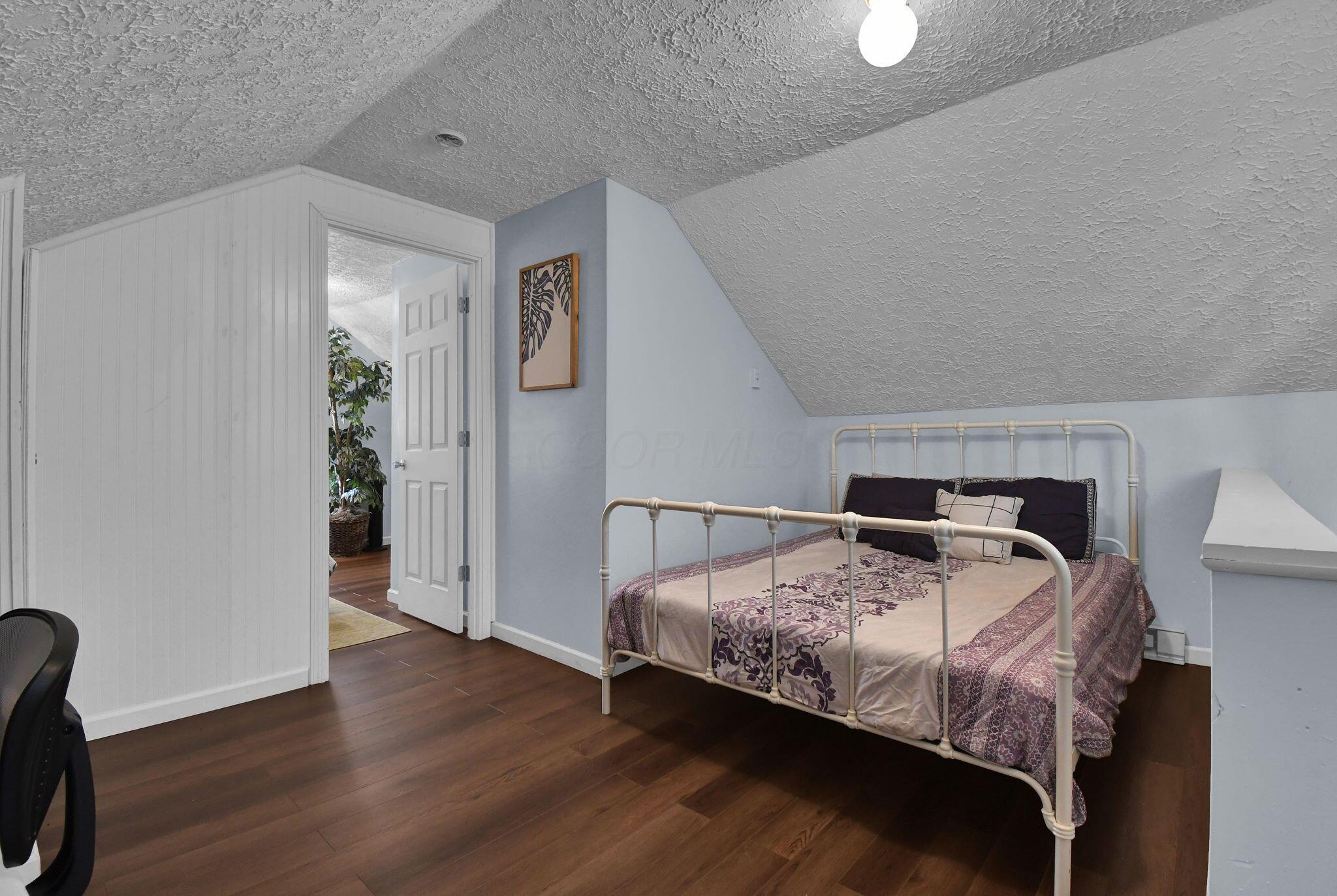 305 Madison Avenue Property Photo 32
