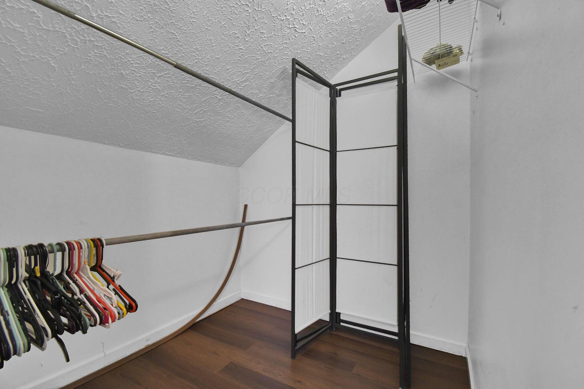 305 Madison Avenue Property Photo 36