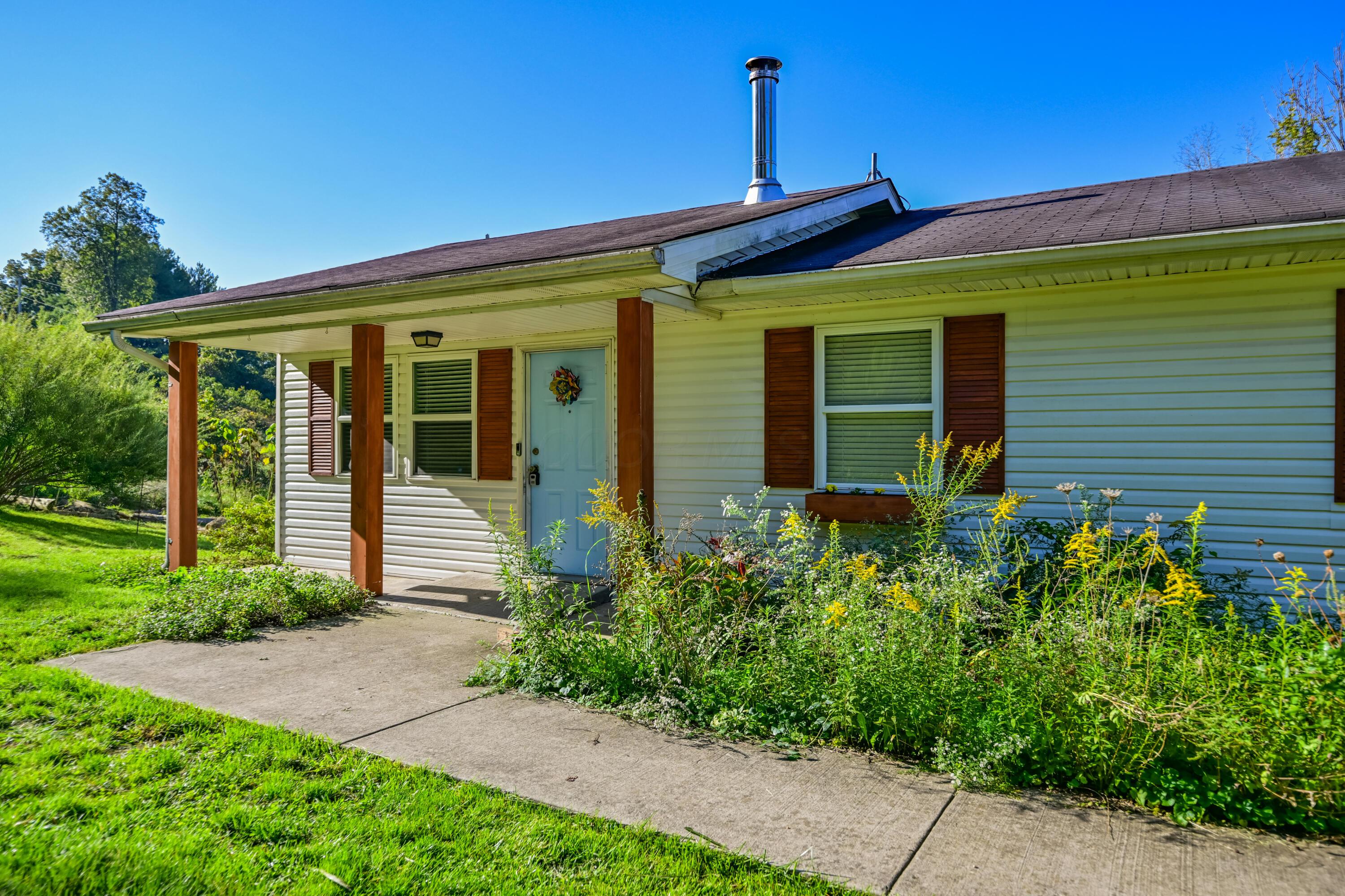 4005 Campbell Road Property Photo 6