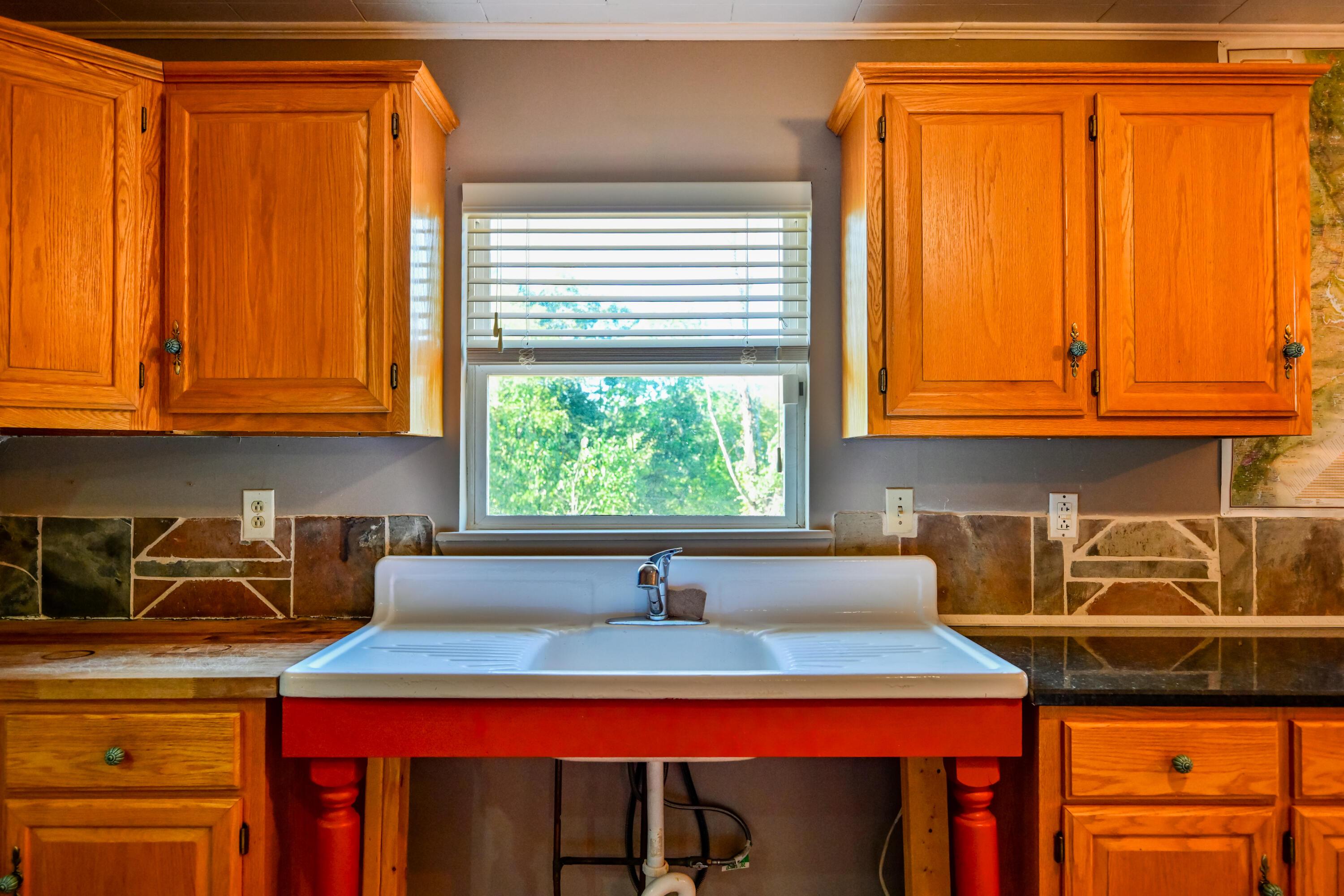 4005 Campbell Road Property Photo 17