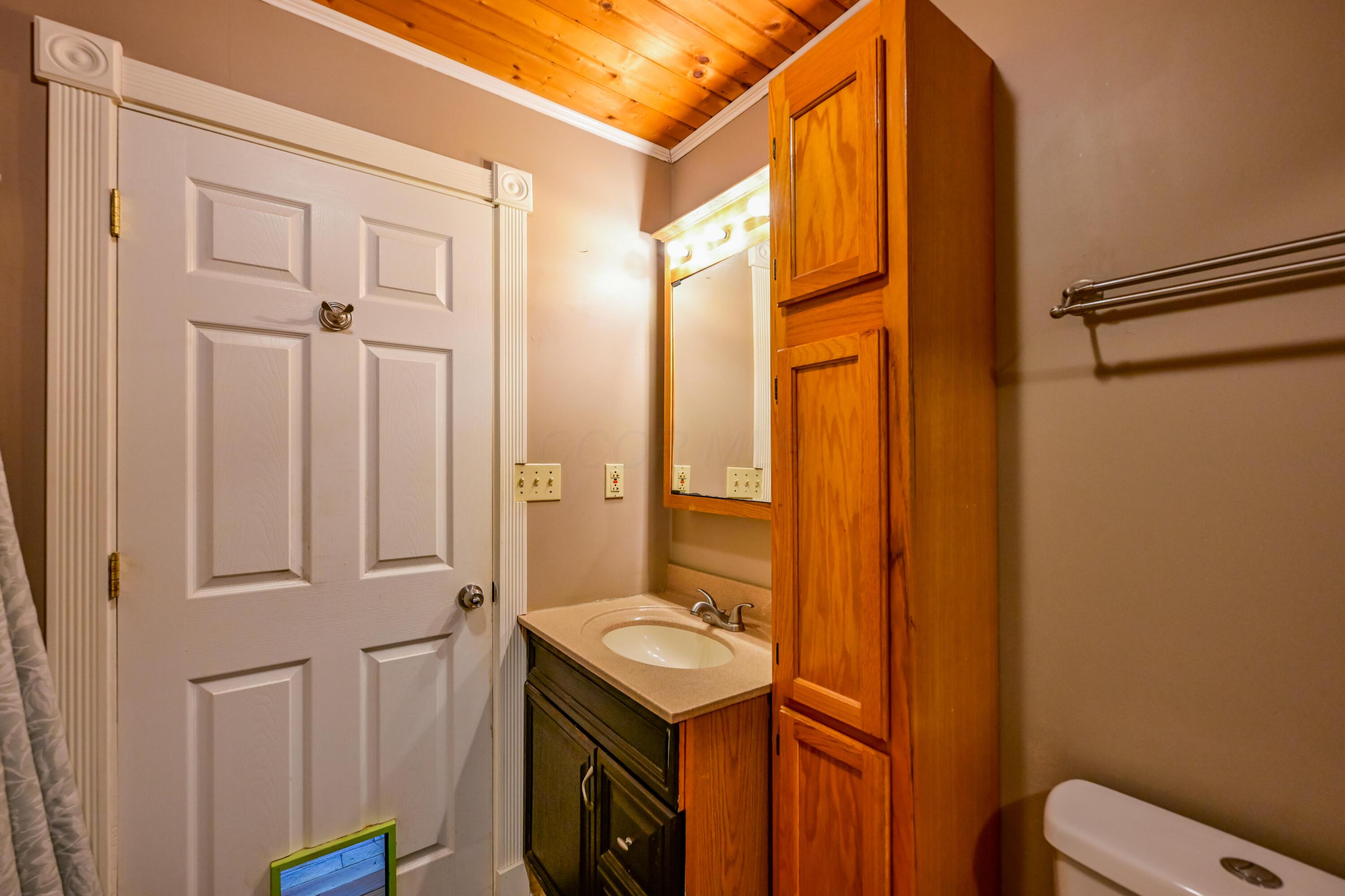 4005 Campbell Road Property Photo 33