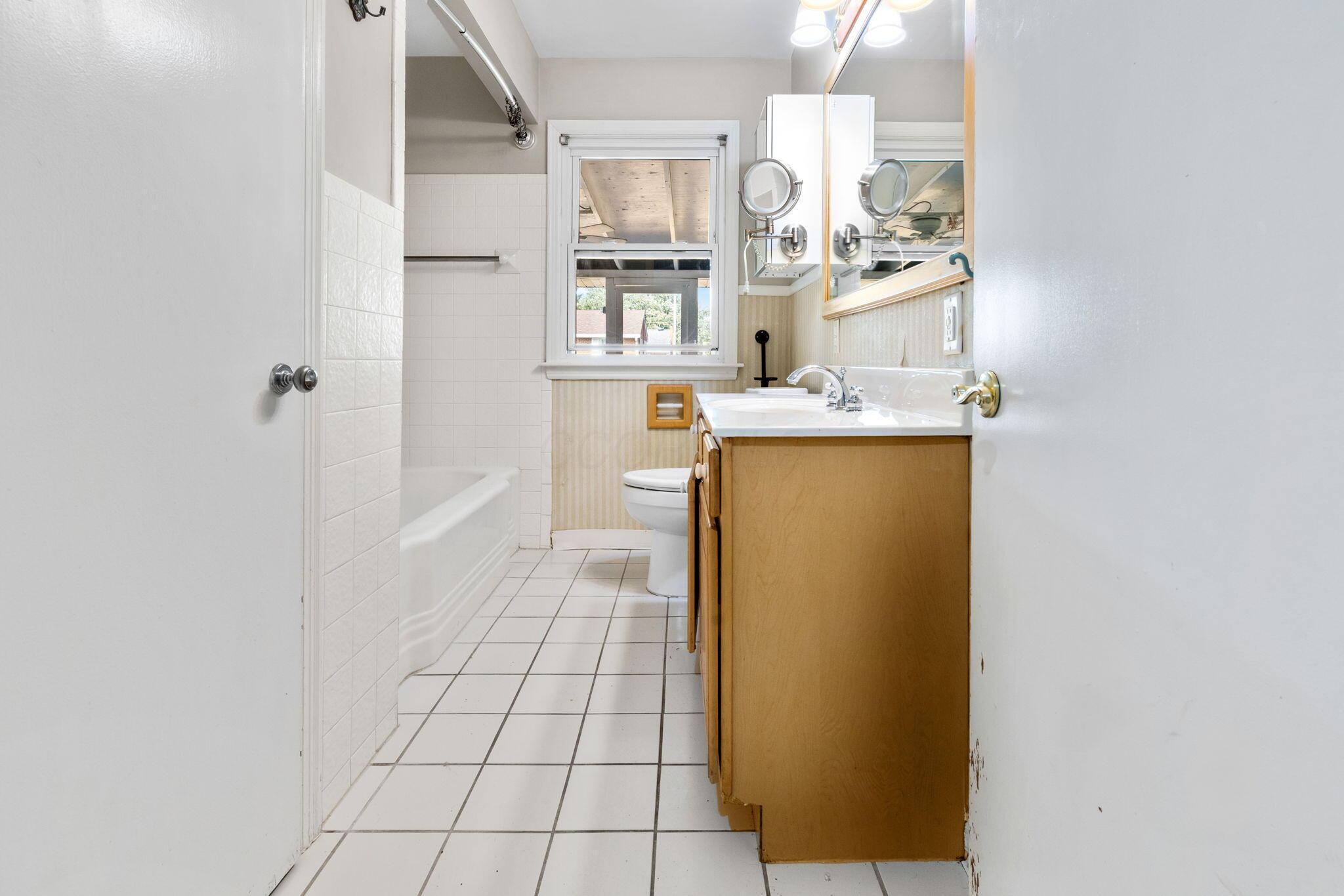 528 Midland Drive Property Photo 23