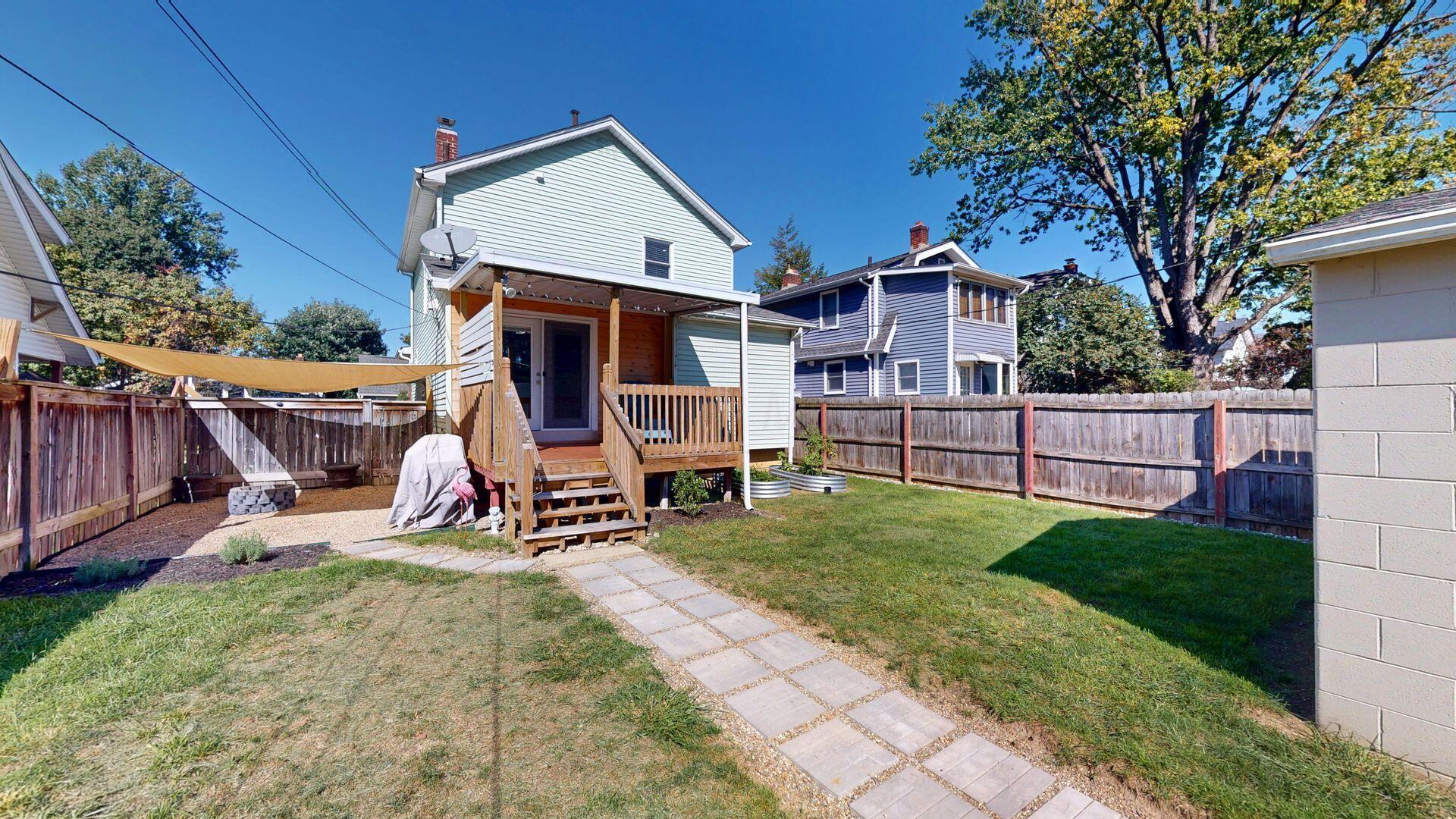 563 Melrose Avenue Property Photo 25