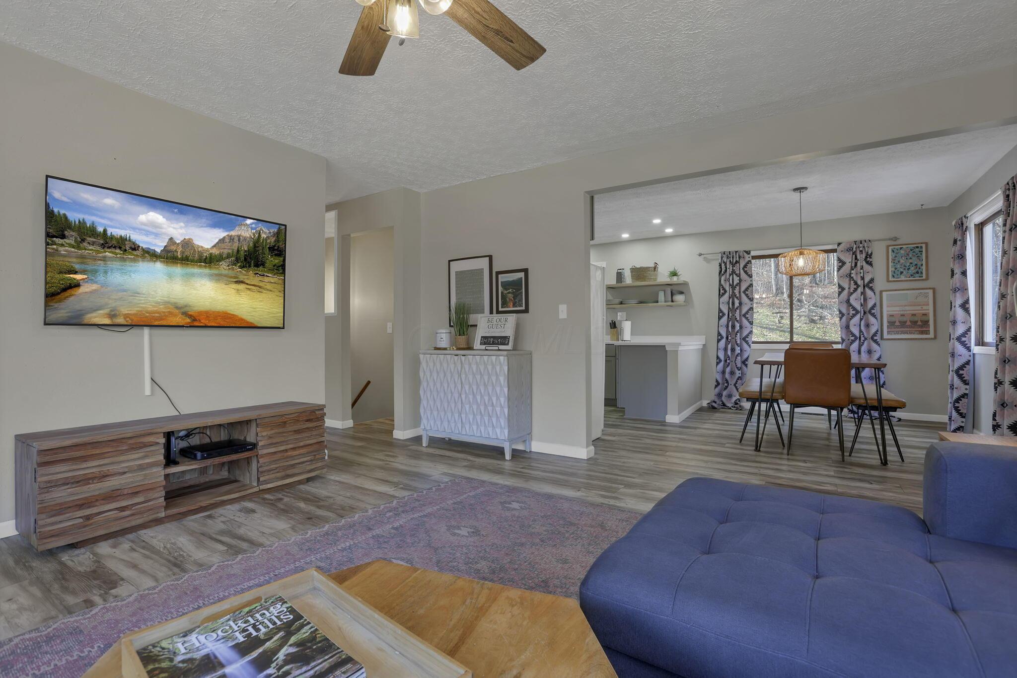 22913 Goose Creek Road Property Photo 4