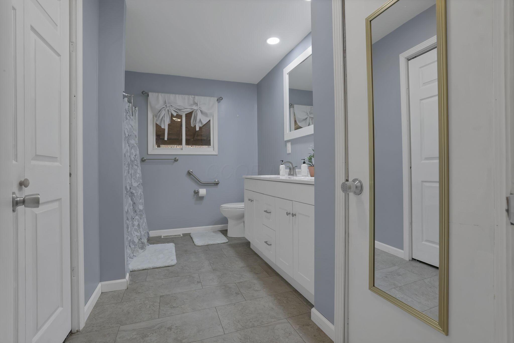 22913 Goose Creek Road Property Photo 7
