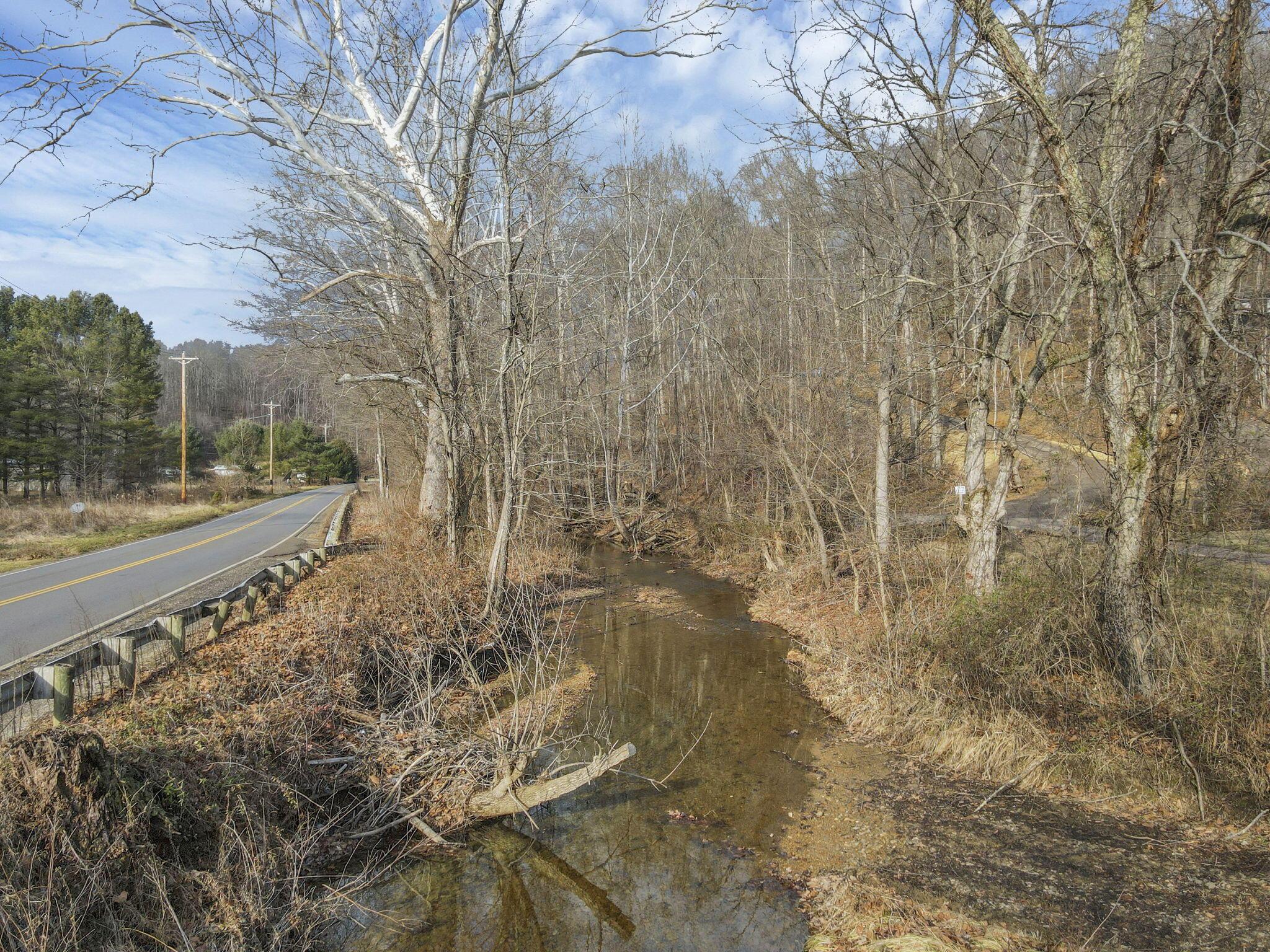 22913 Goose Creek Road Property Photo 15