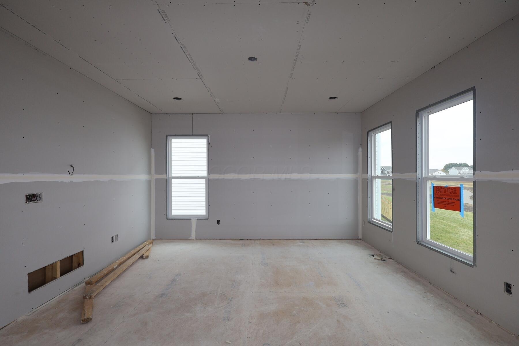 323 Beck Way Property Photo 3
