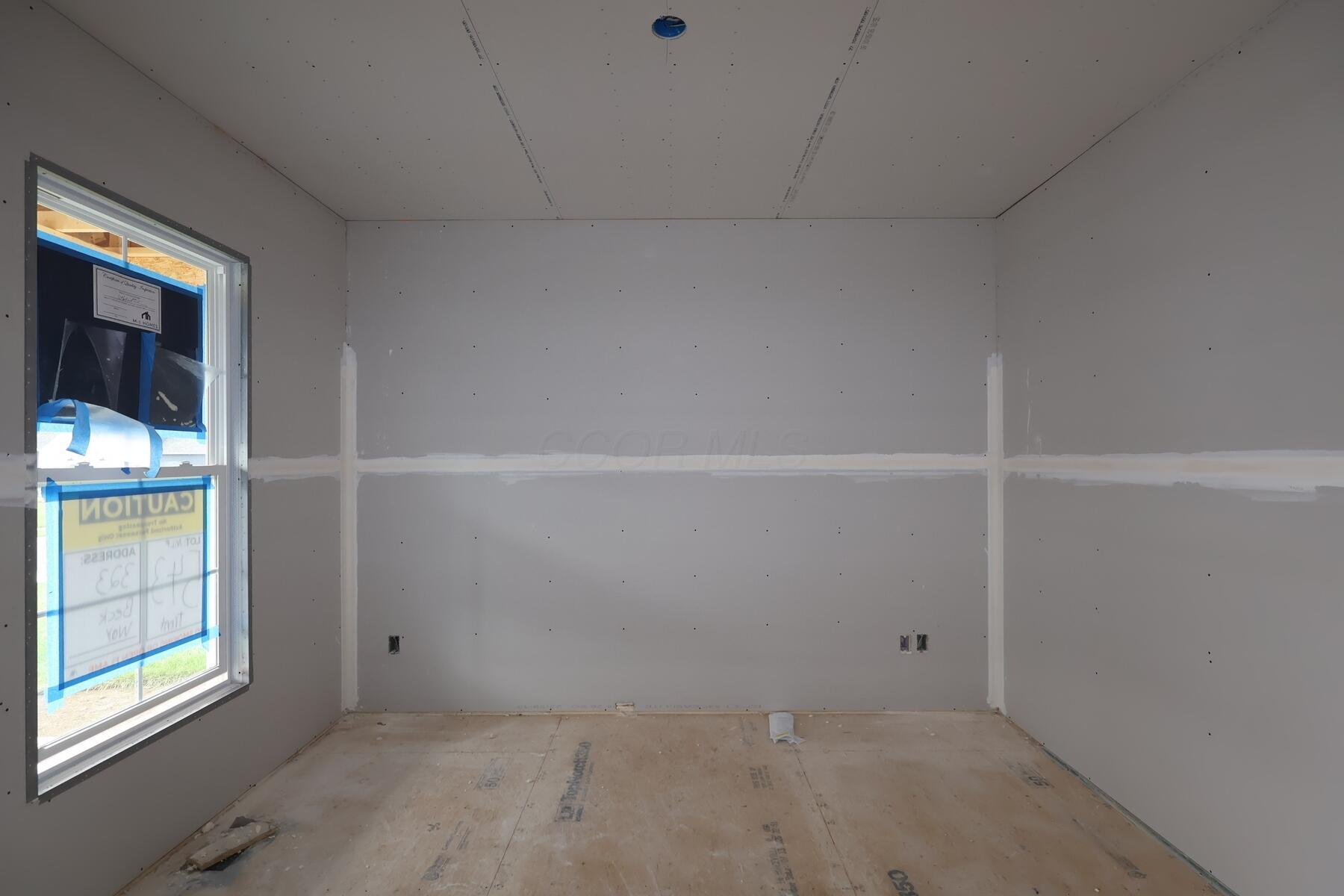 323 Beck Way Property Photo 15