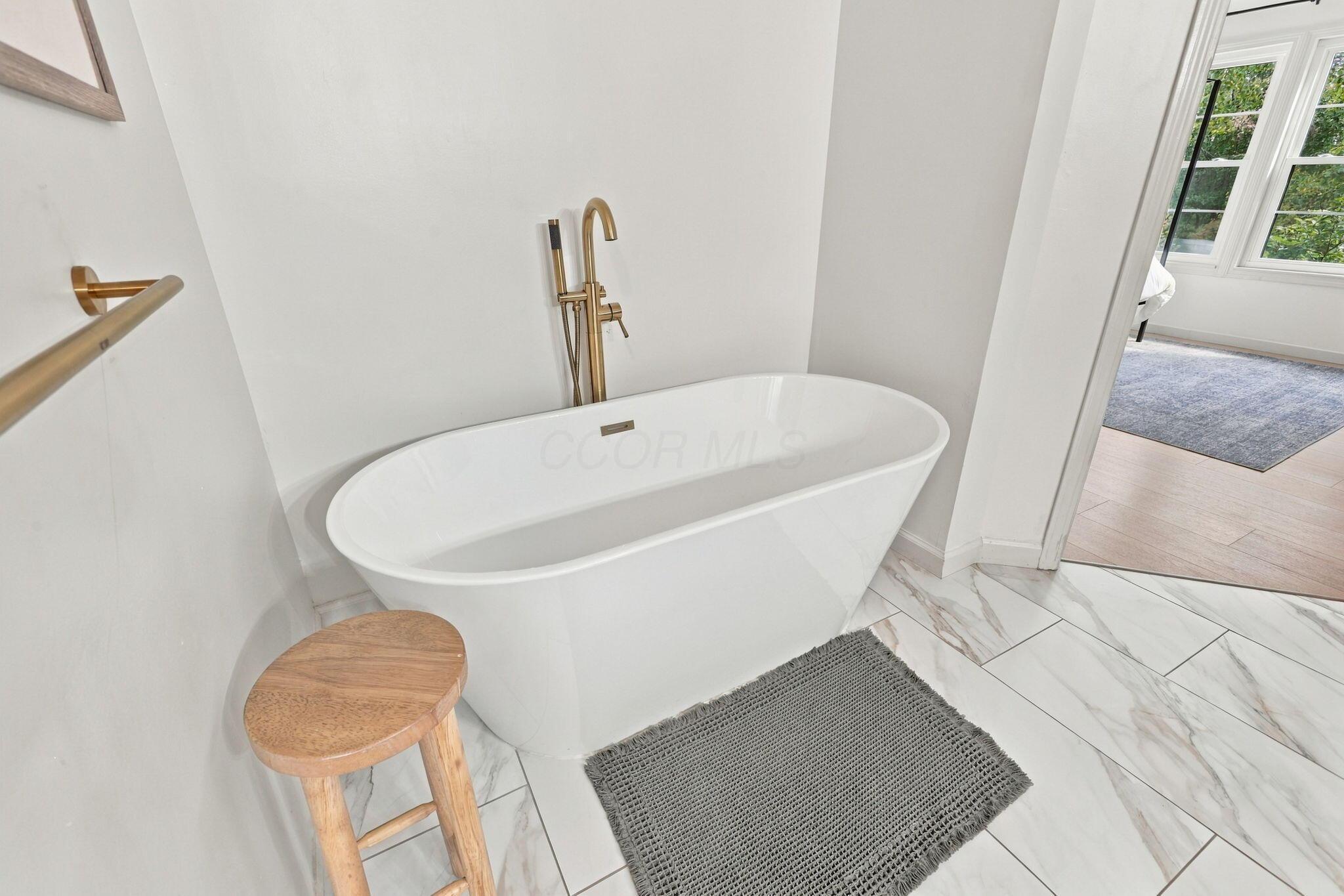 34008 W Buckingham Road Property Photo 37