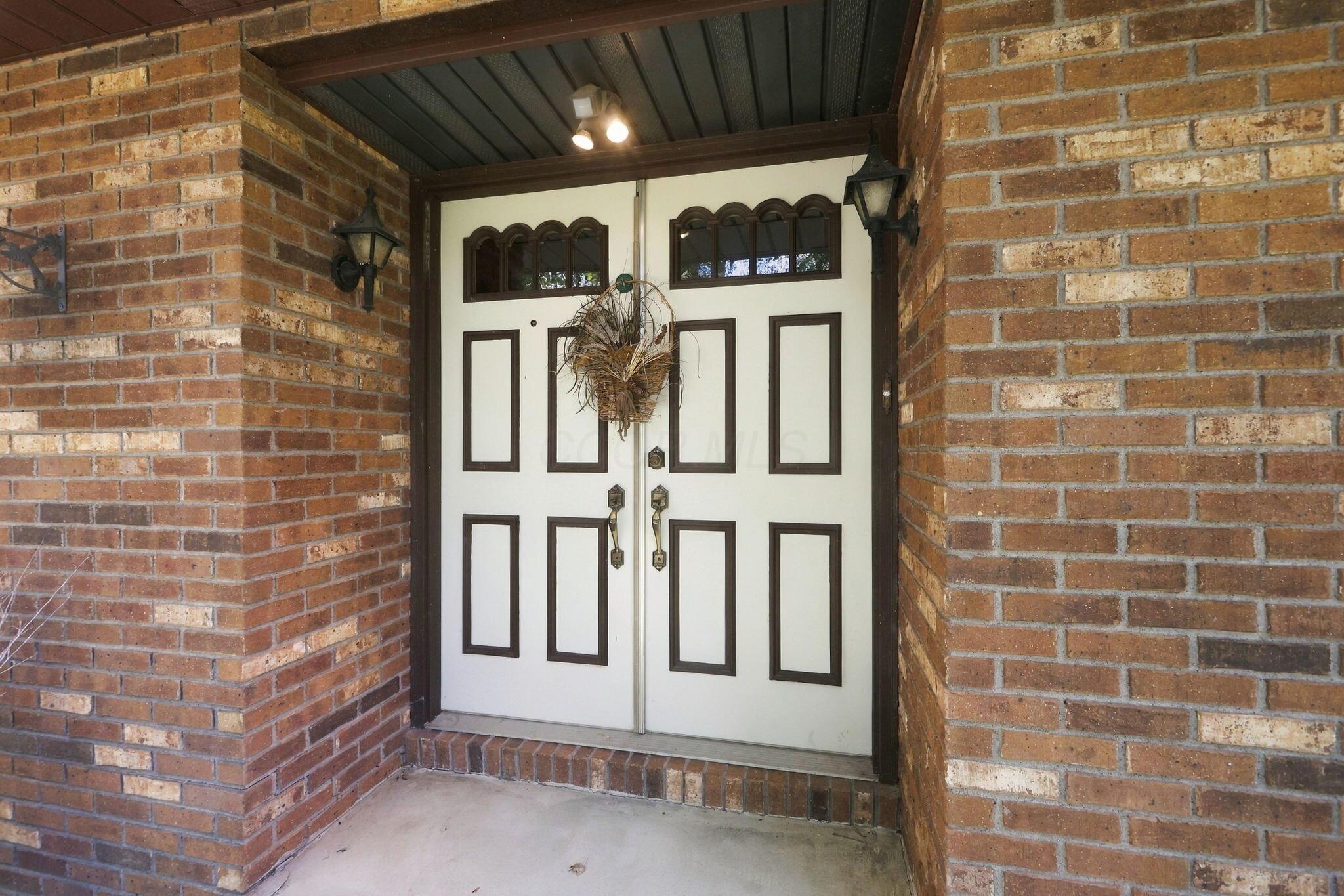 34199 Keller Road Property Photo 6