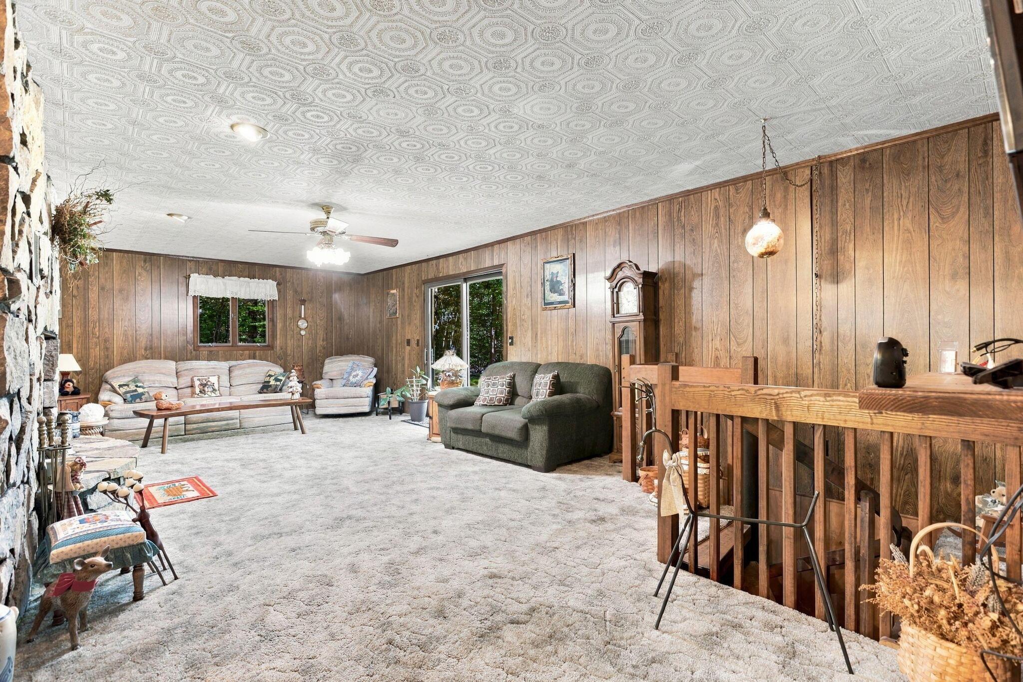 34199 Keller Road Property Photo 8