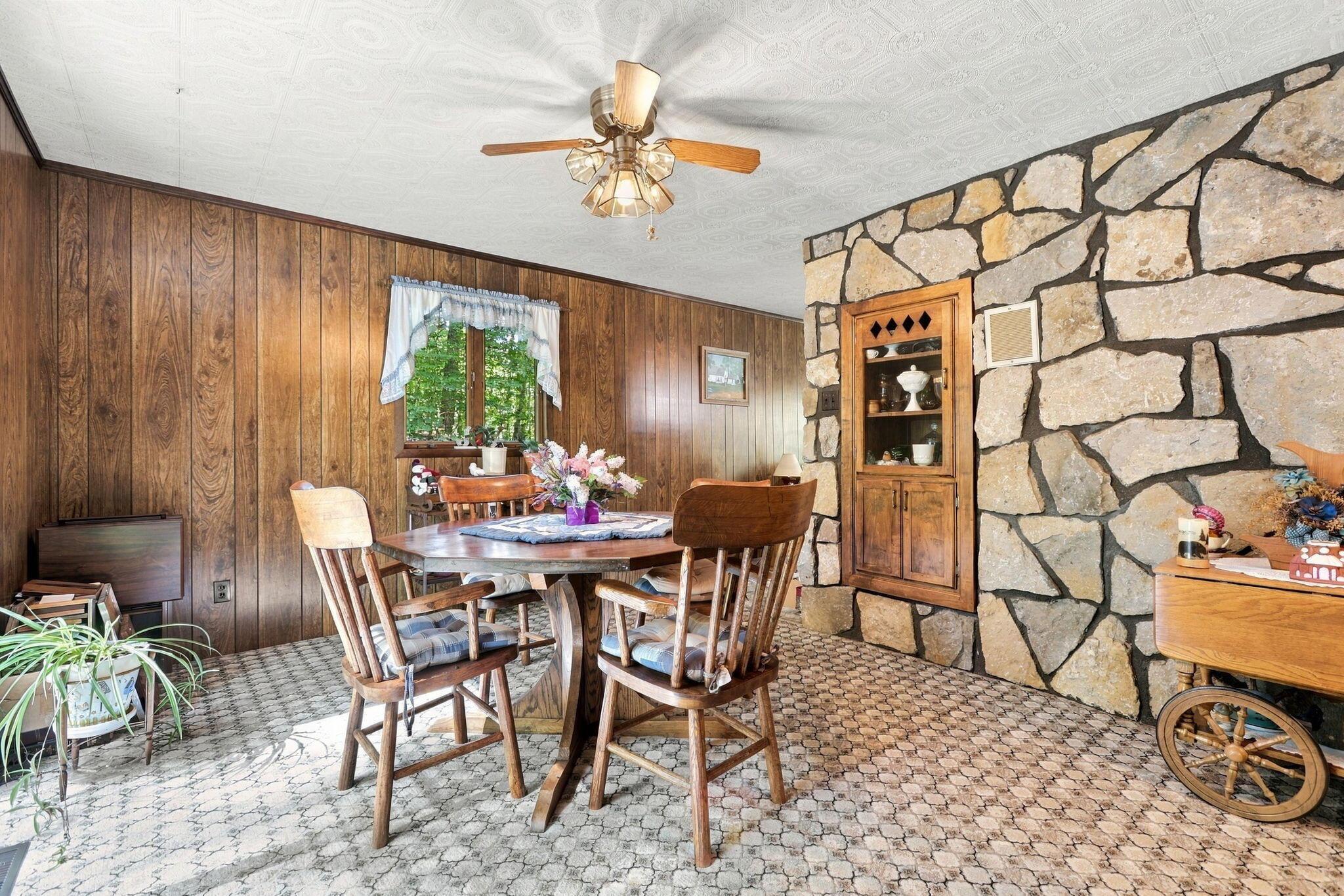 34199 Keller Road Property Photo 15