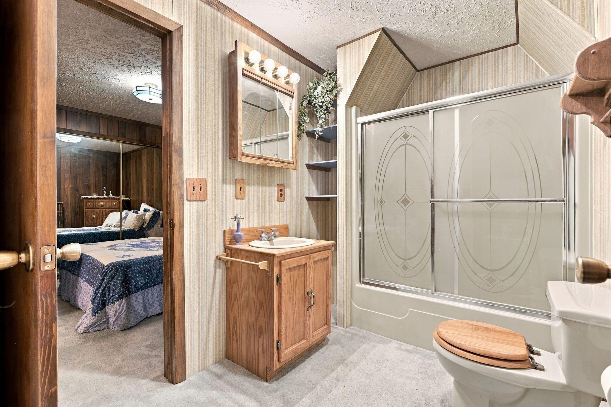 34199 Keller Road Property Photo 32