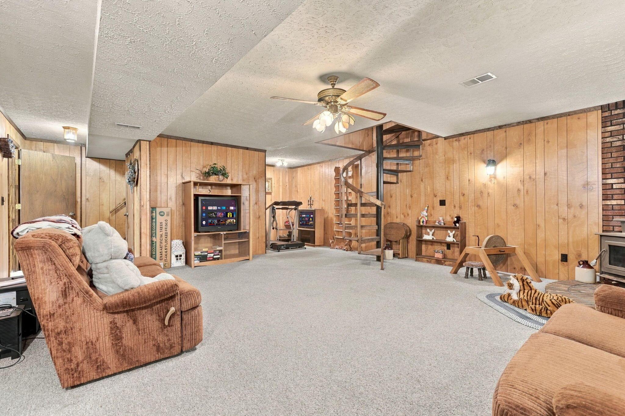 34199 Keller Road Property Photo 35