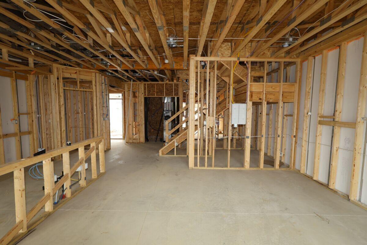 5793 Dutch Lane Property Photo 3