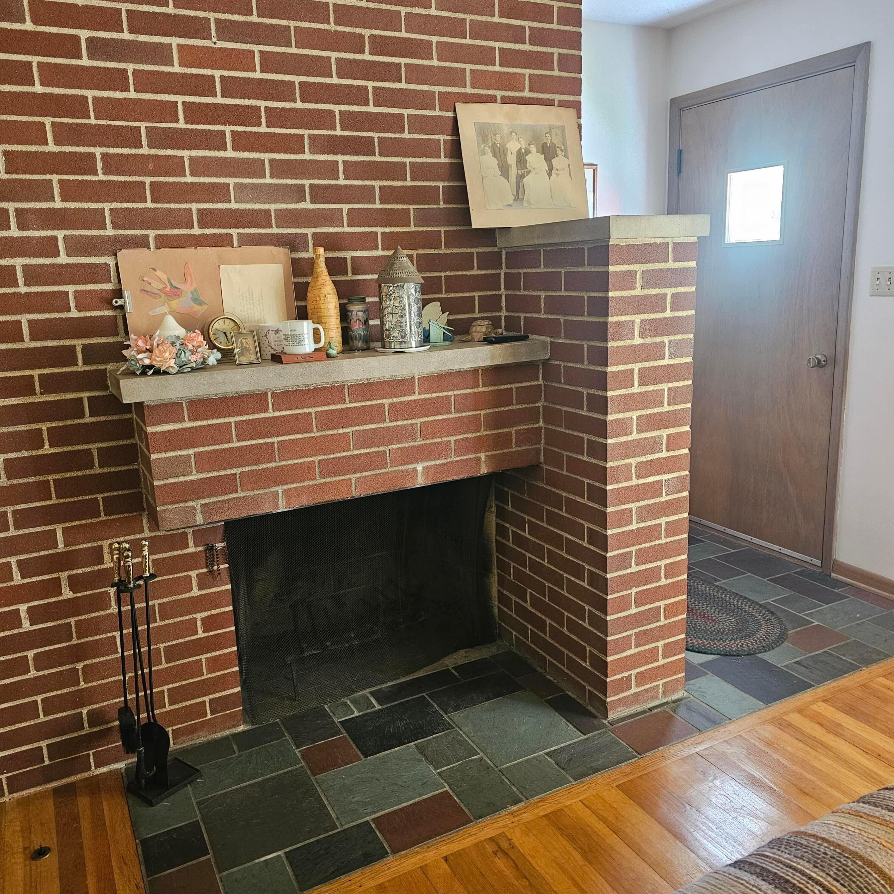 1208 Shady Hill Drive Property Photo 2