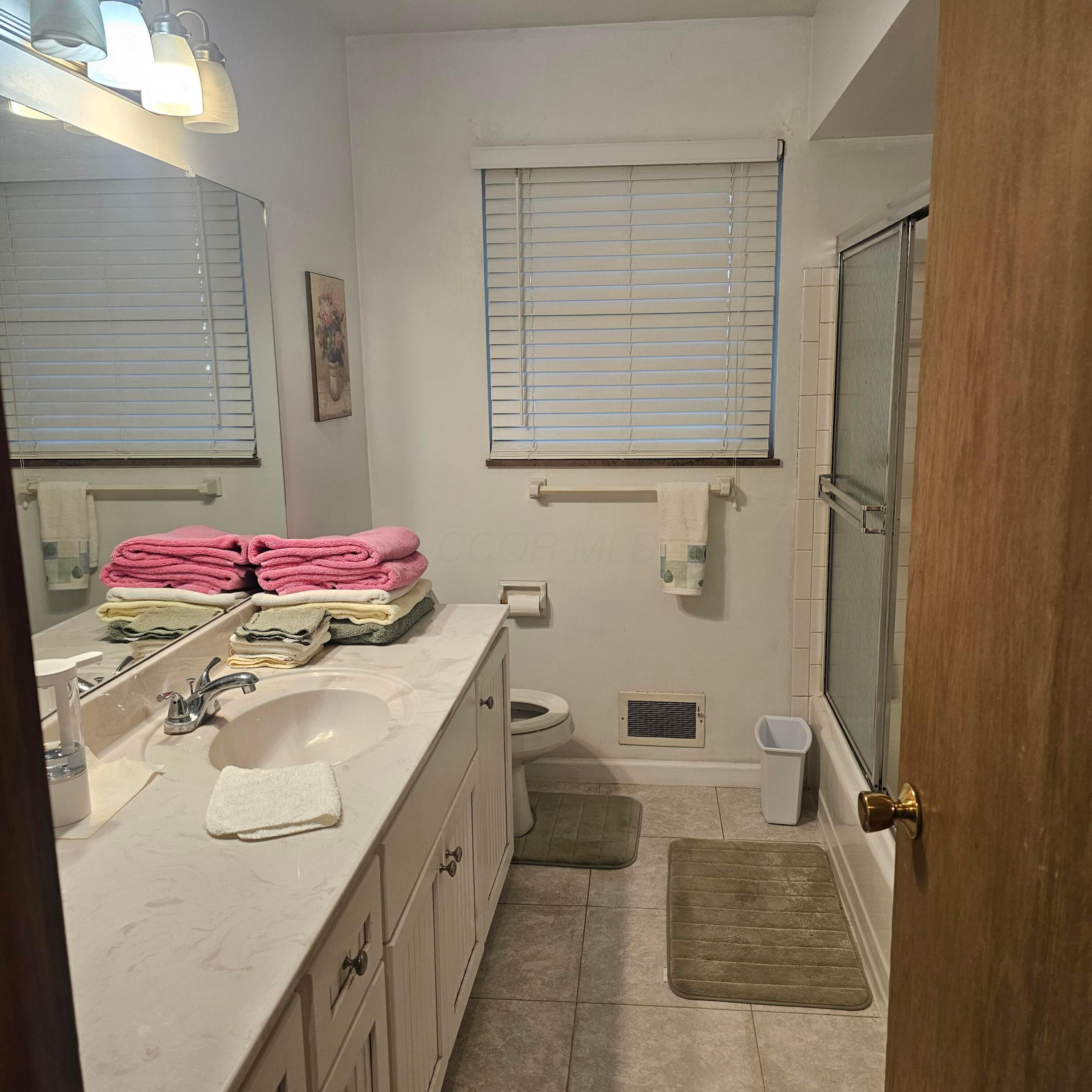 1208 Shady Hill Drive Property Photo 8