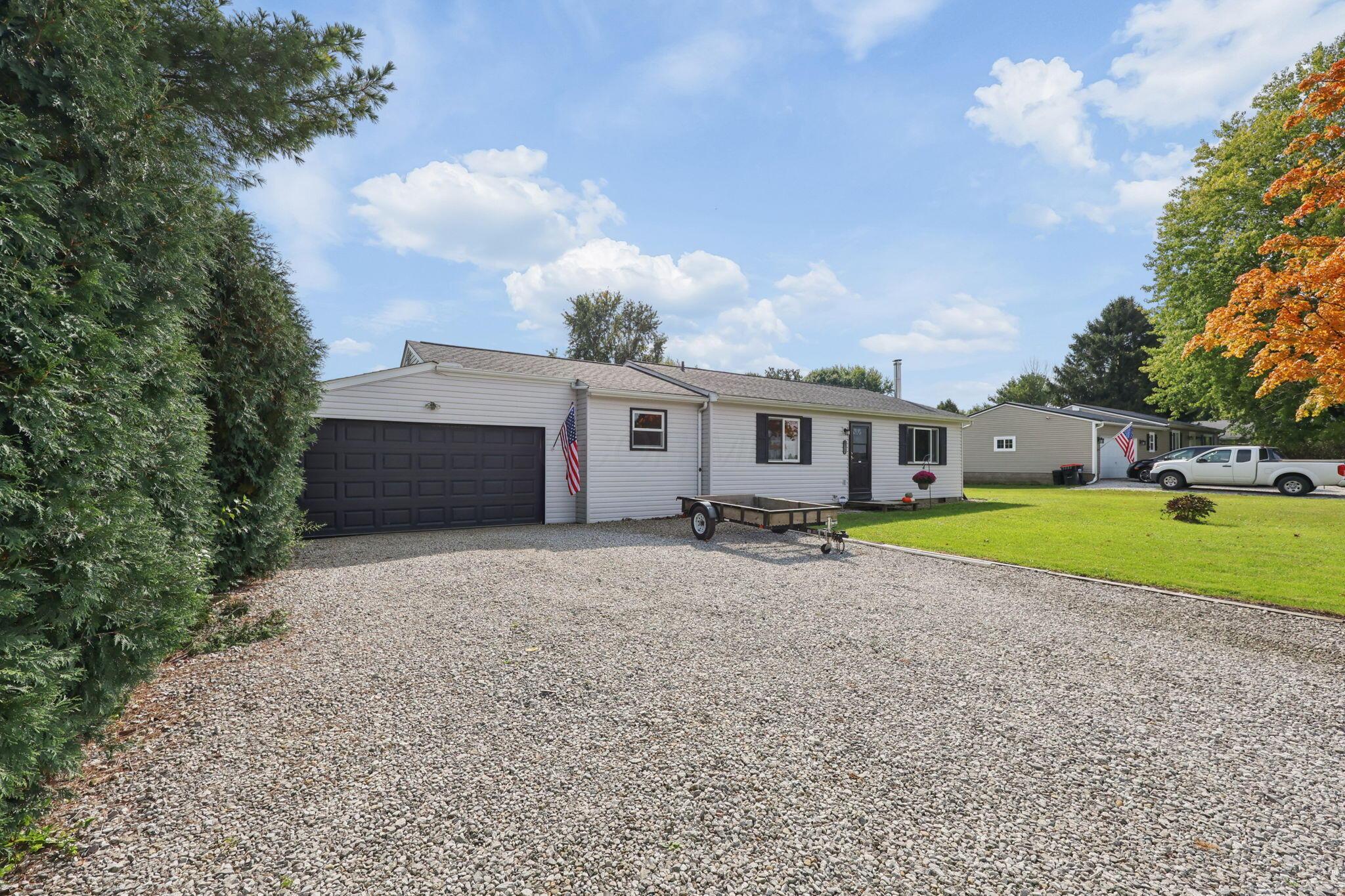 12169 Edwards Road Property Photo 2