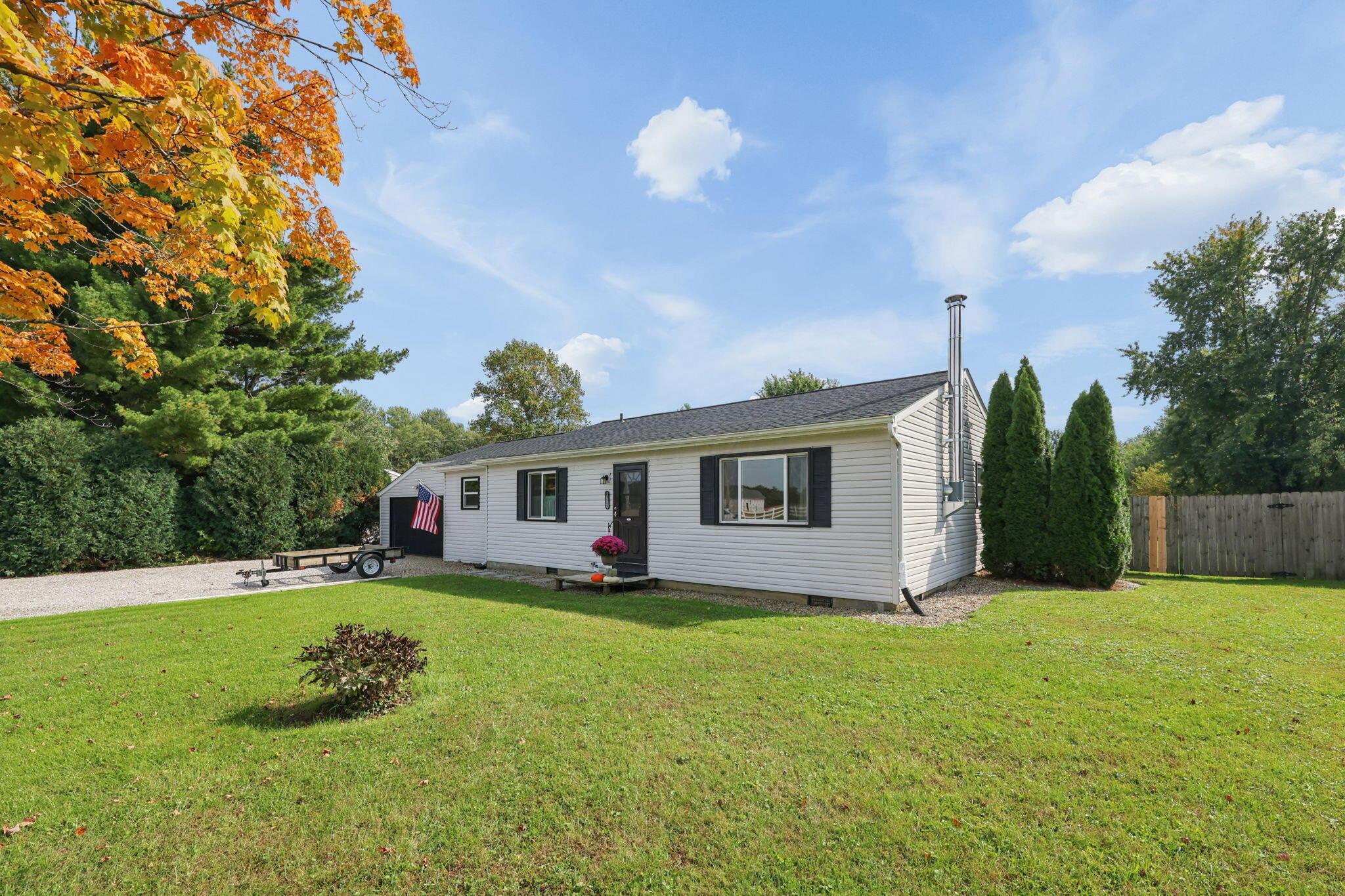 12169 Edwards Road Property Photo 3