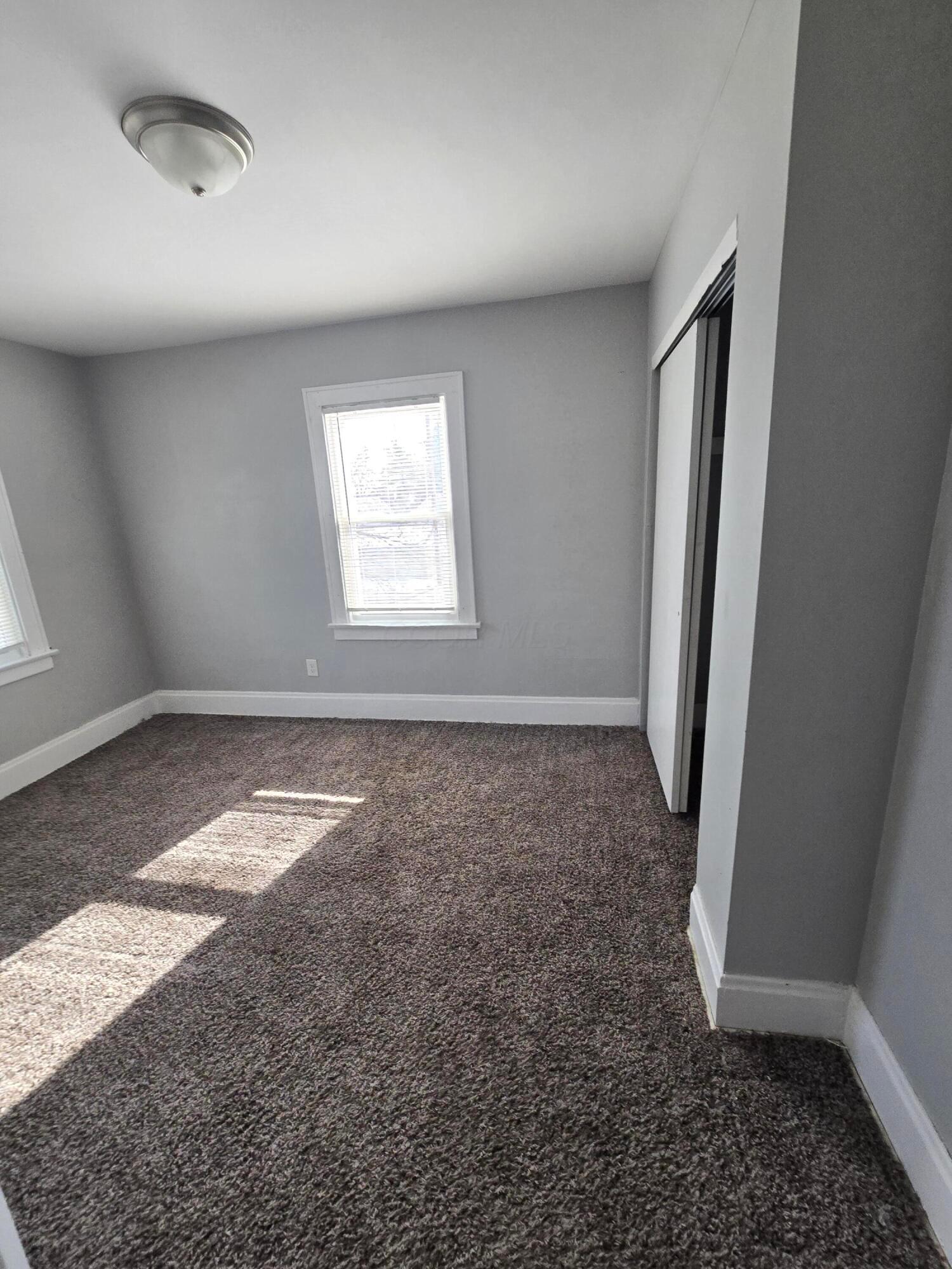 2205-2207 Sullivant Avenue Property Photo 8