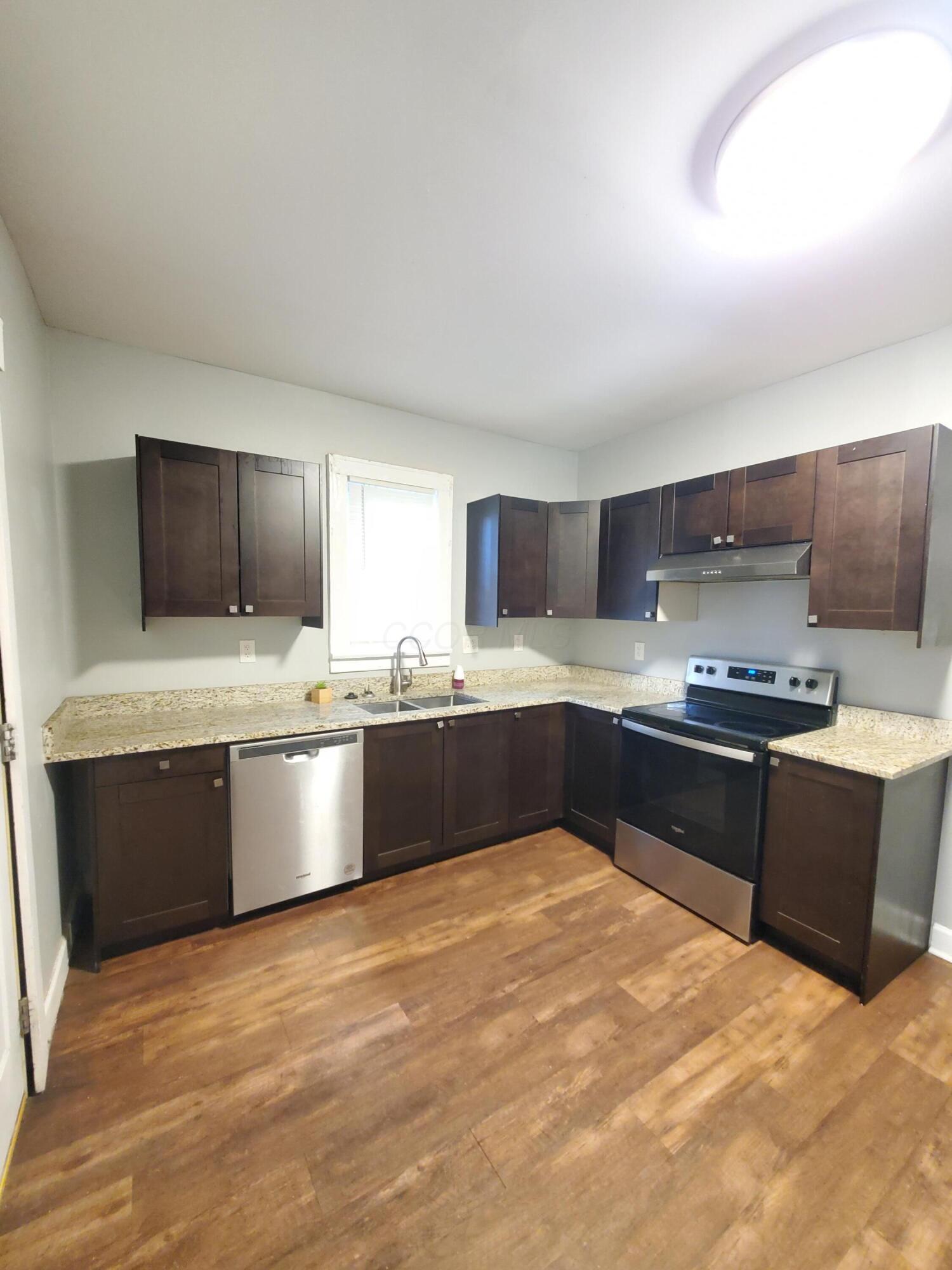 2205-2207 Sullivant Avenue Property Photo 18