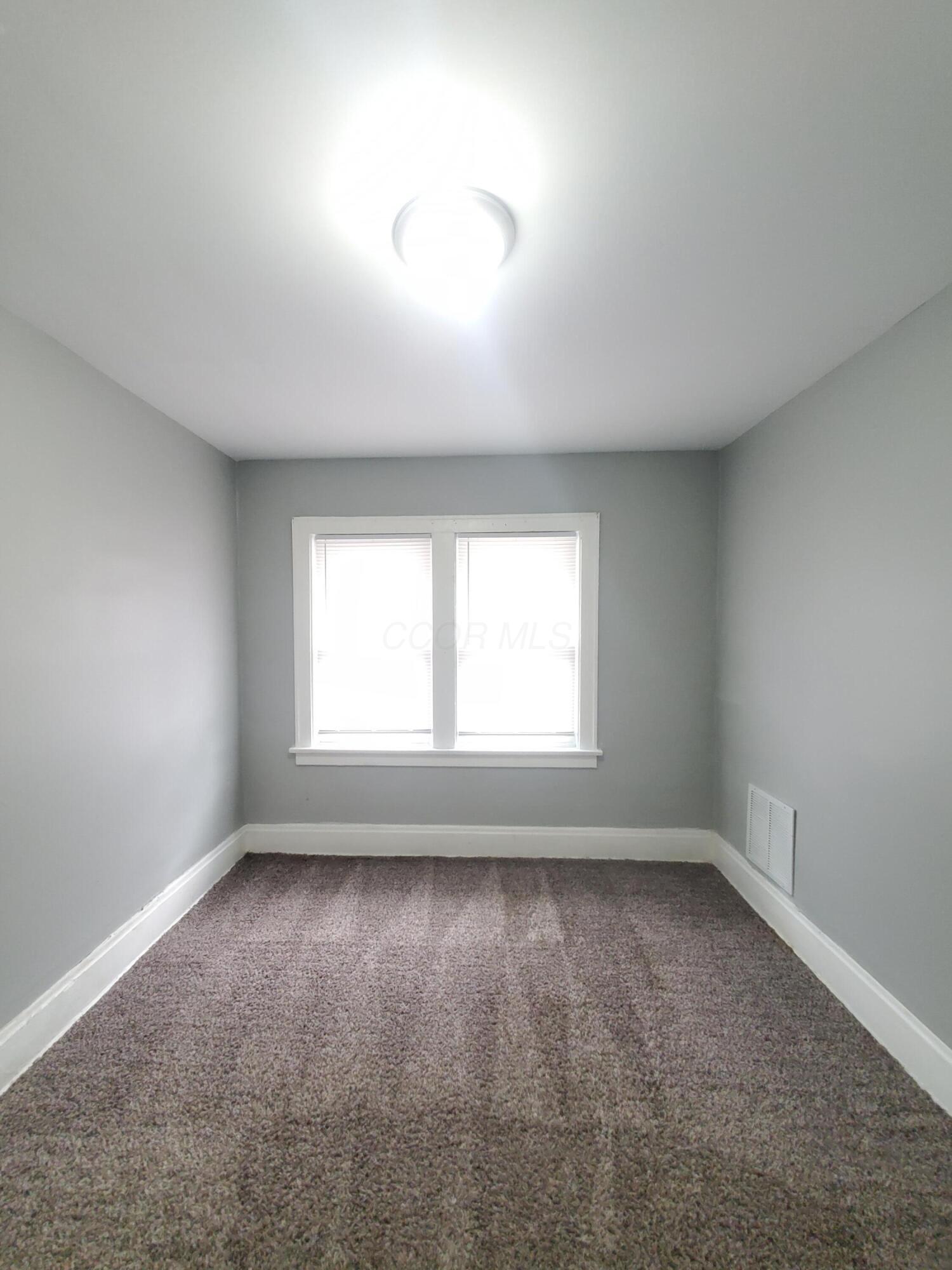 2205-2207 Sullivant Avenue Property Photo 22