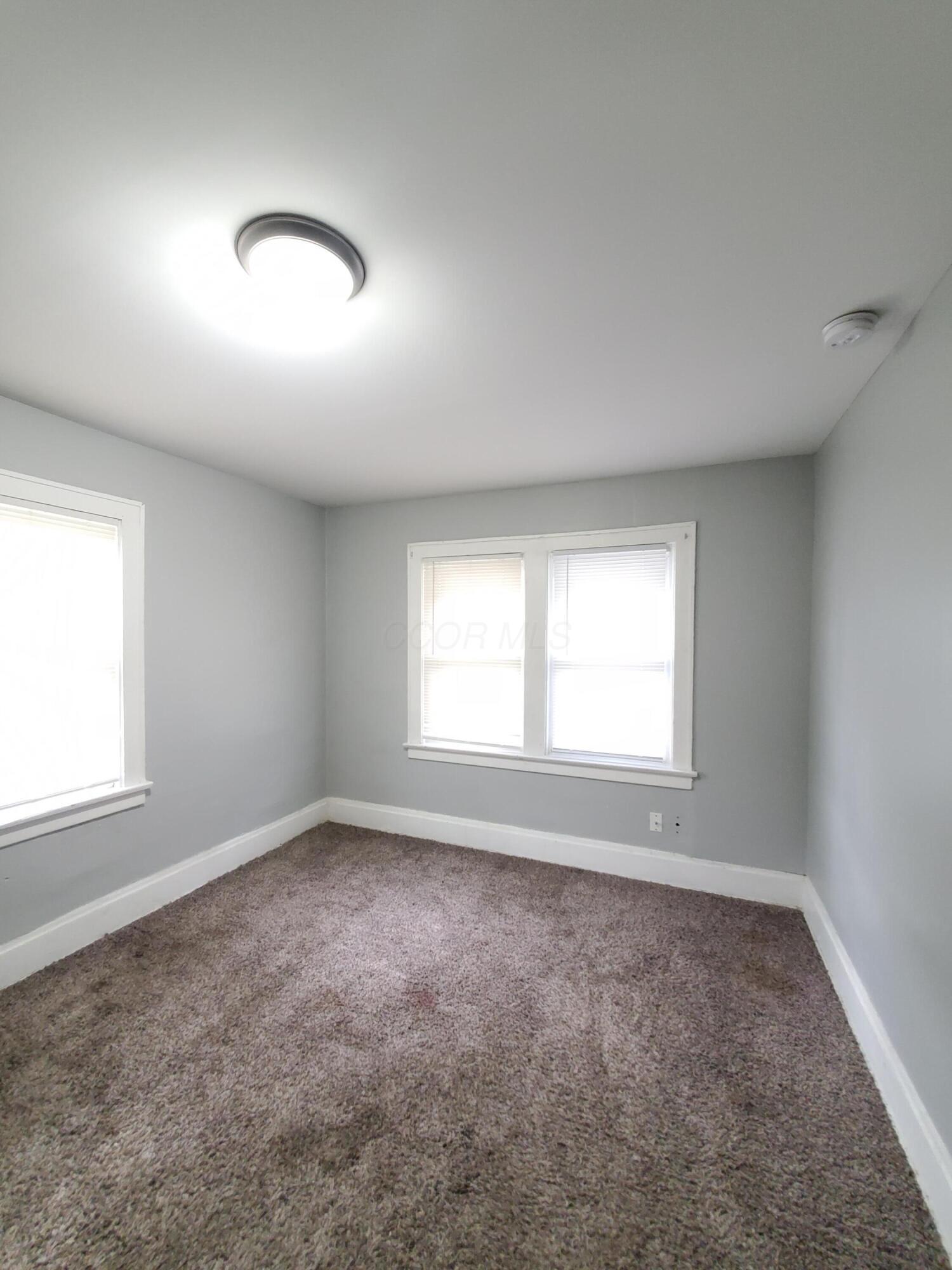 2205-2207 Sullivant Avenue Property Photo 27