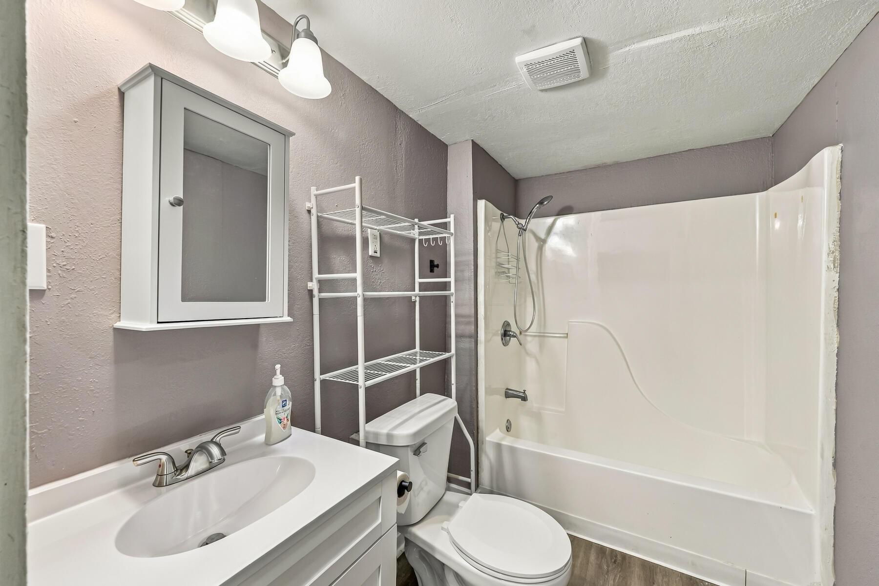 428 N State Street Property Photo 38