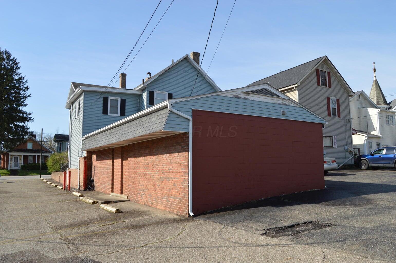 435 E Main Street Property Photo 4