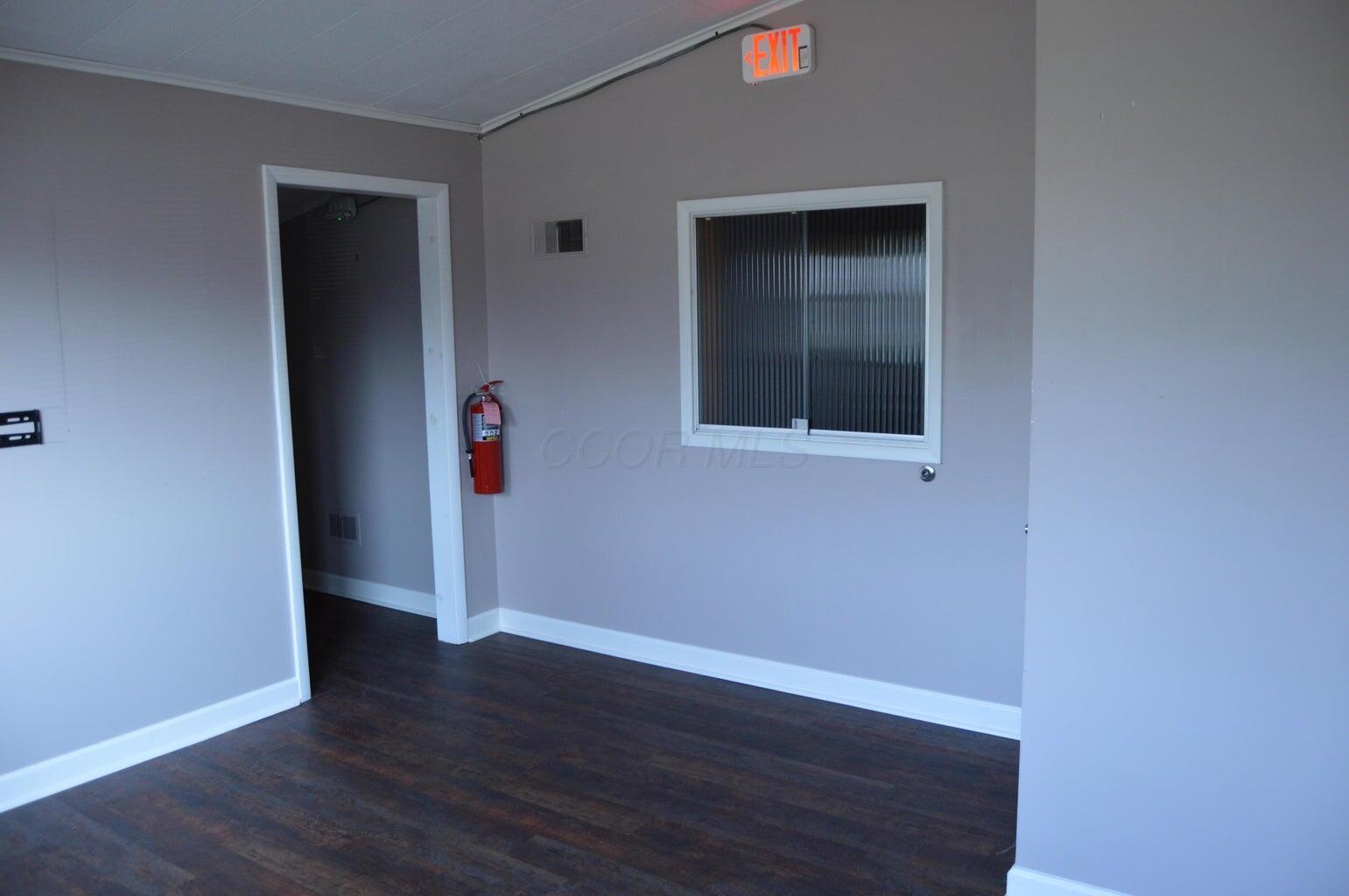 435 E Main Street Property Photo 7