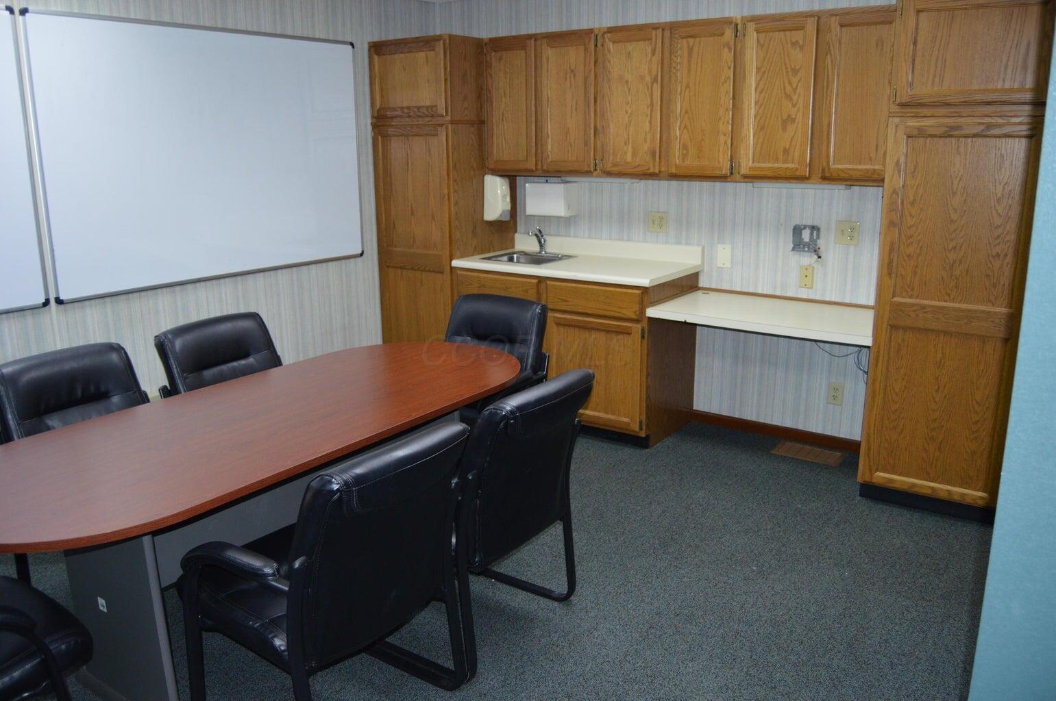 435 E Main Street Property Photo 8