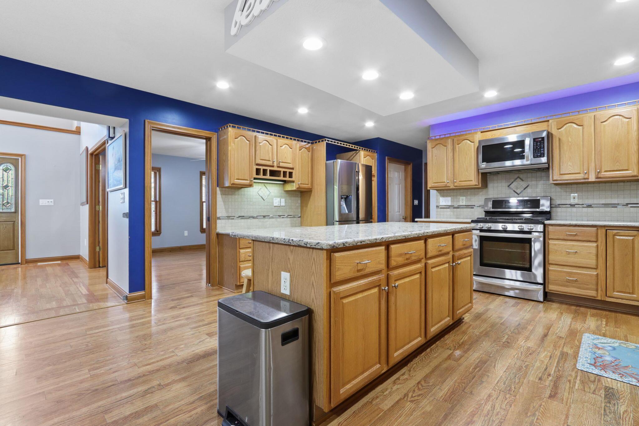 800 Briarhill Drive Property Photo 11