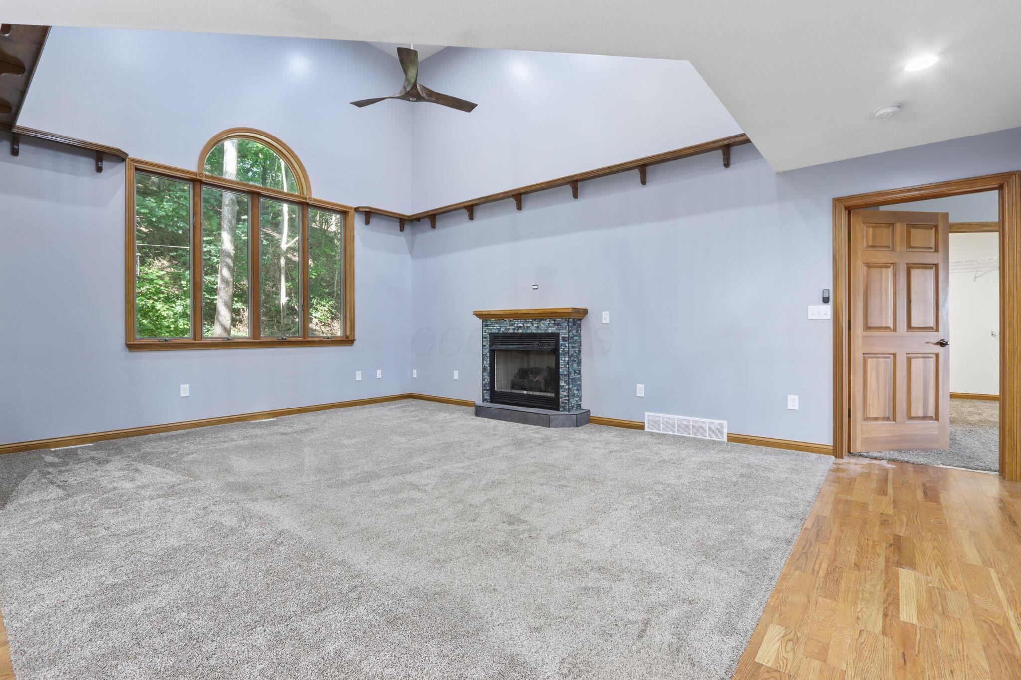 800 Briarhill Drive Property Photo 20