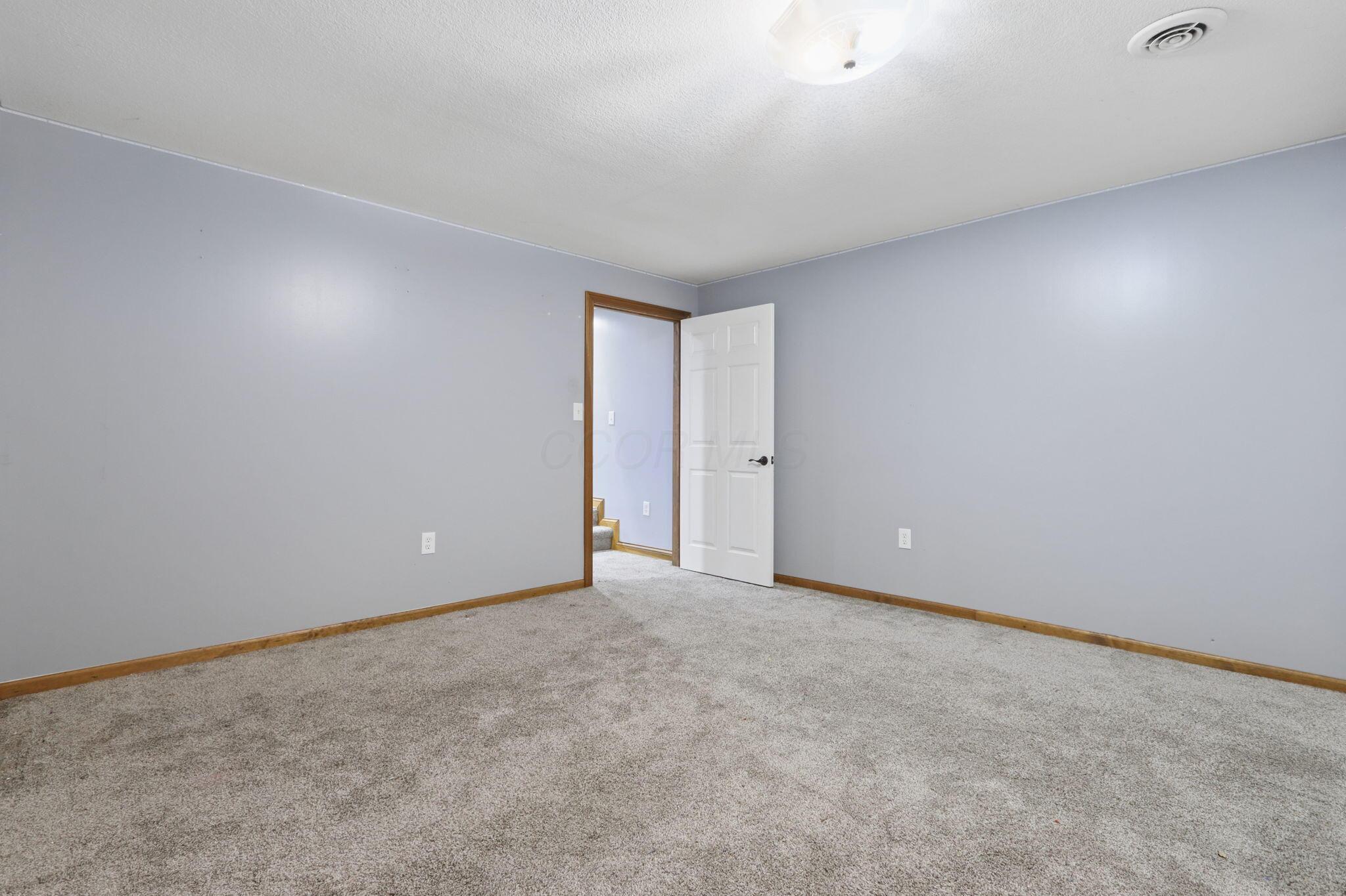 800 Briarhill Drive Property Photo 49