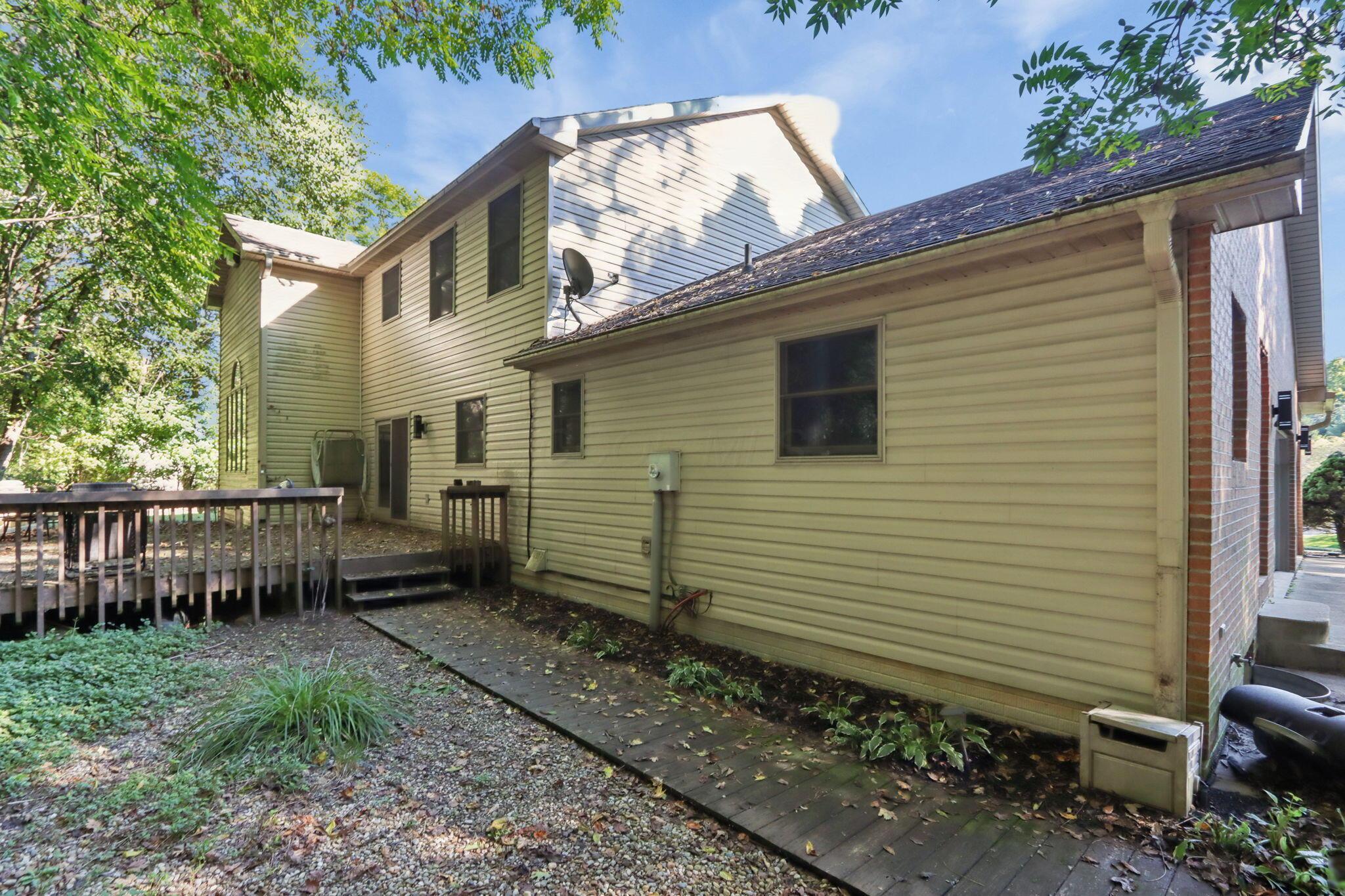 800 Briarhill Drive Property Photo 54