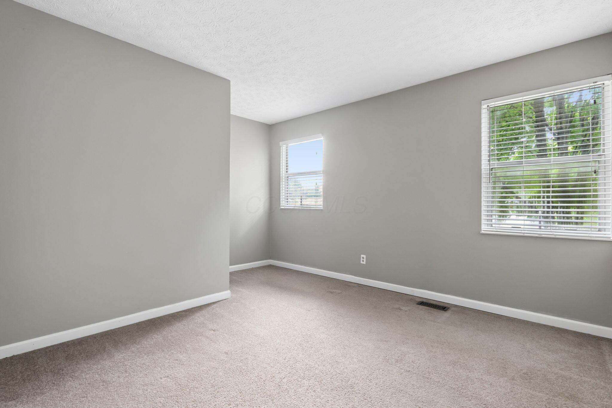70 Ridgedale Court Property Photo 30