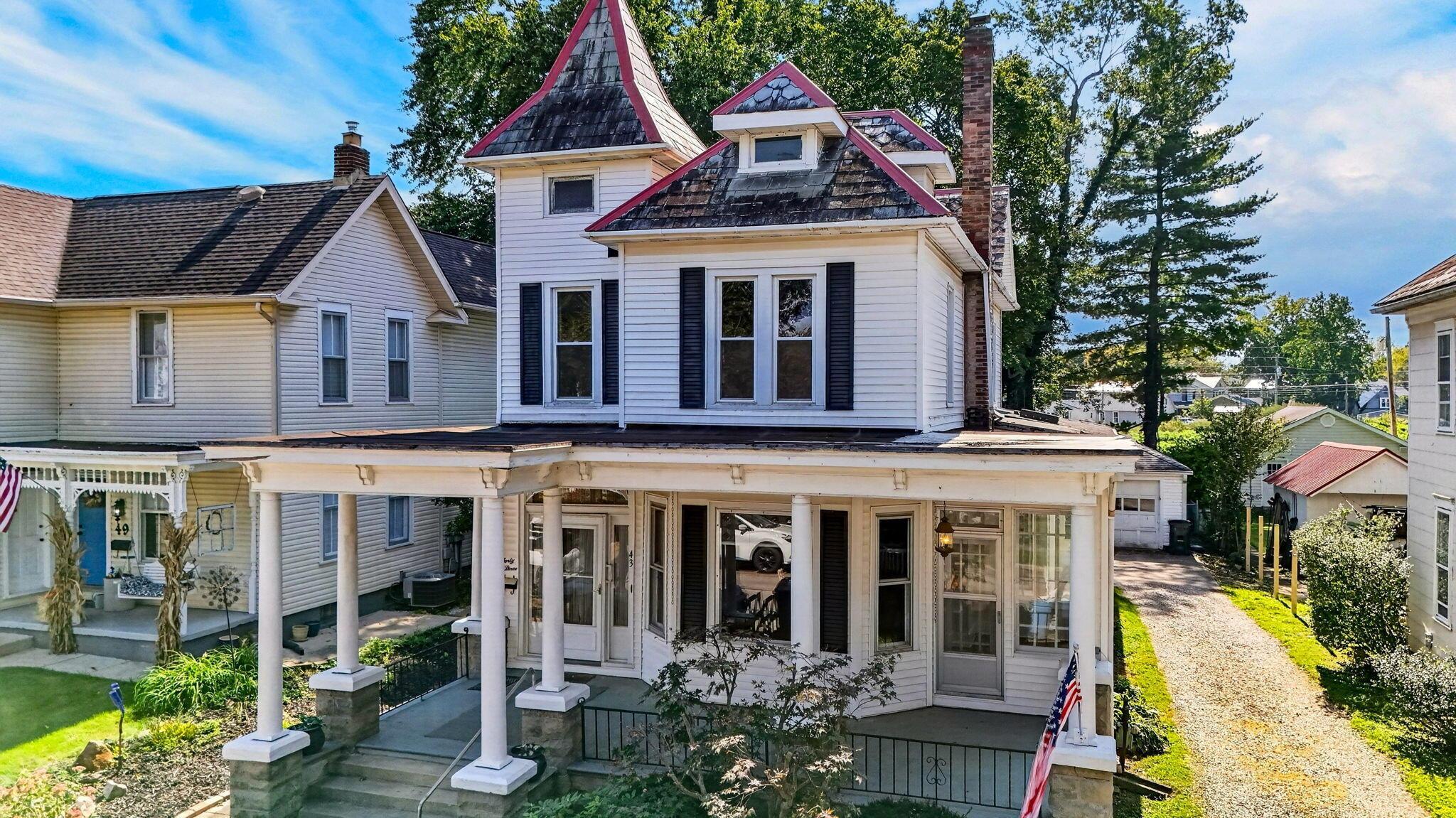 43 E Mound Street Property Photo 3