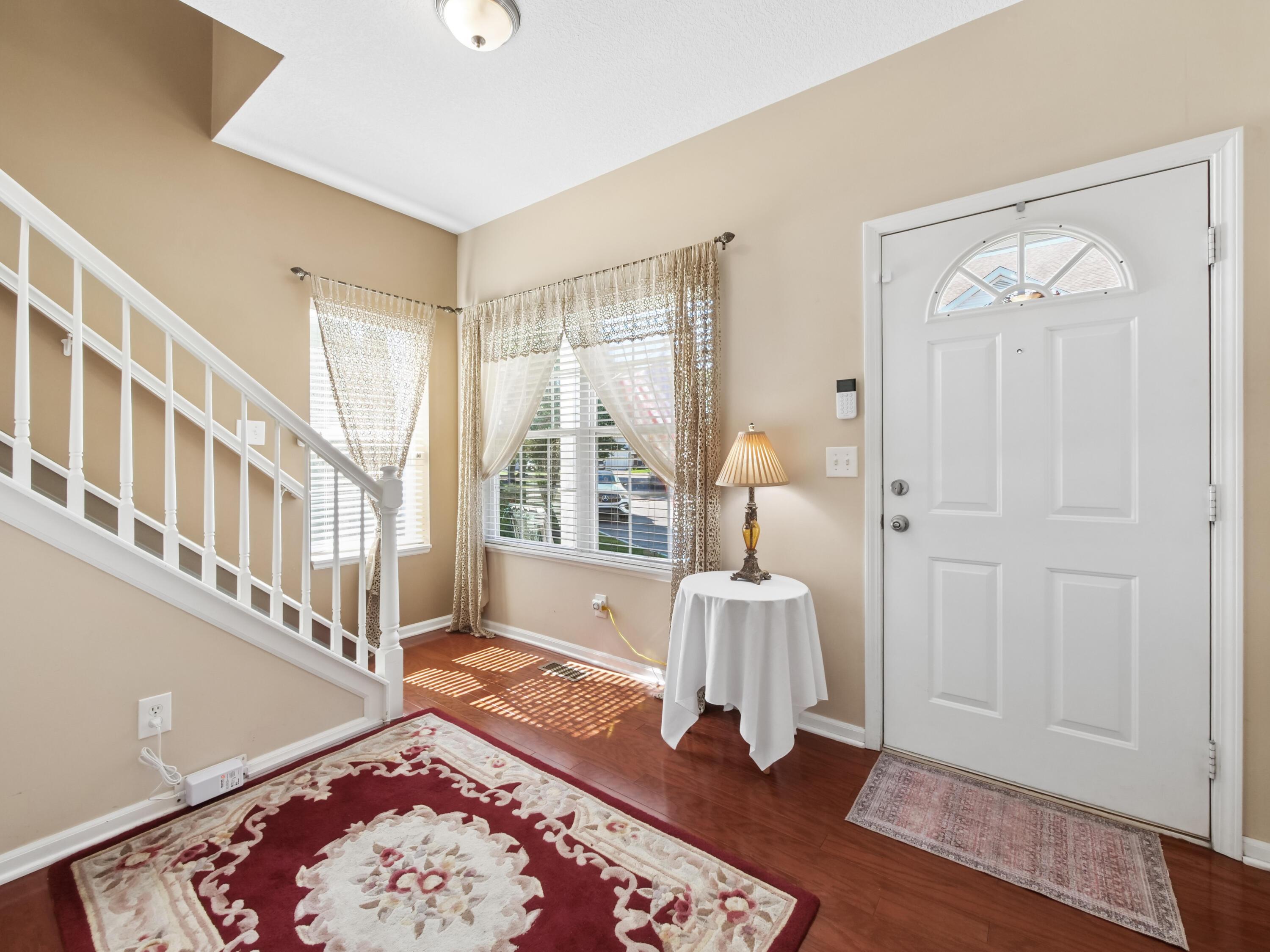 1246 Hall Lane Property Photo 4