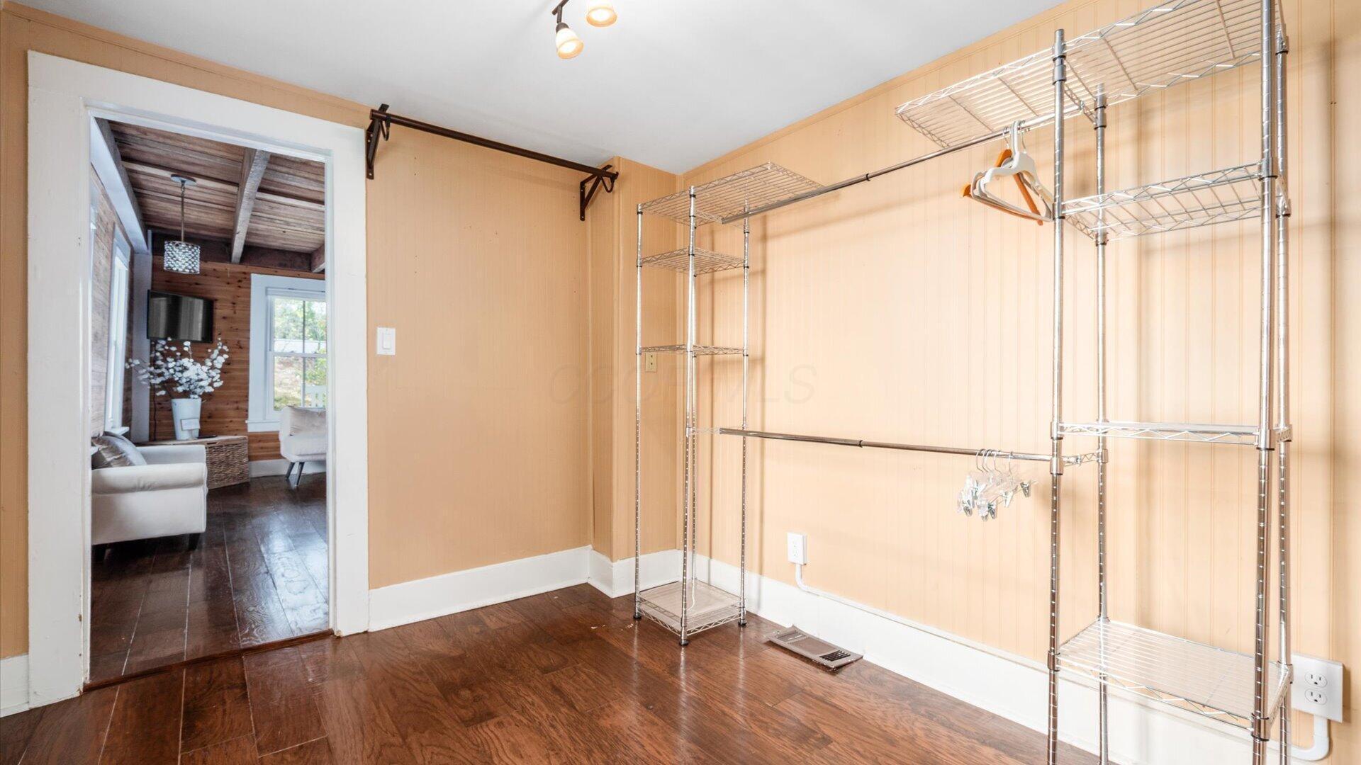 211 S Main Property Photo 15