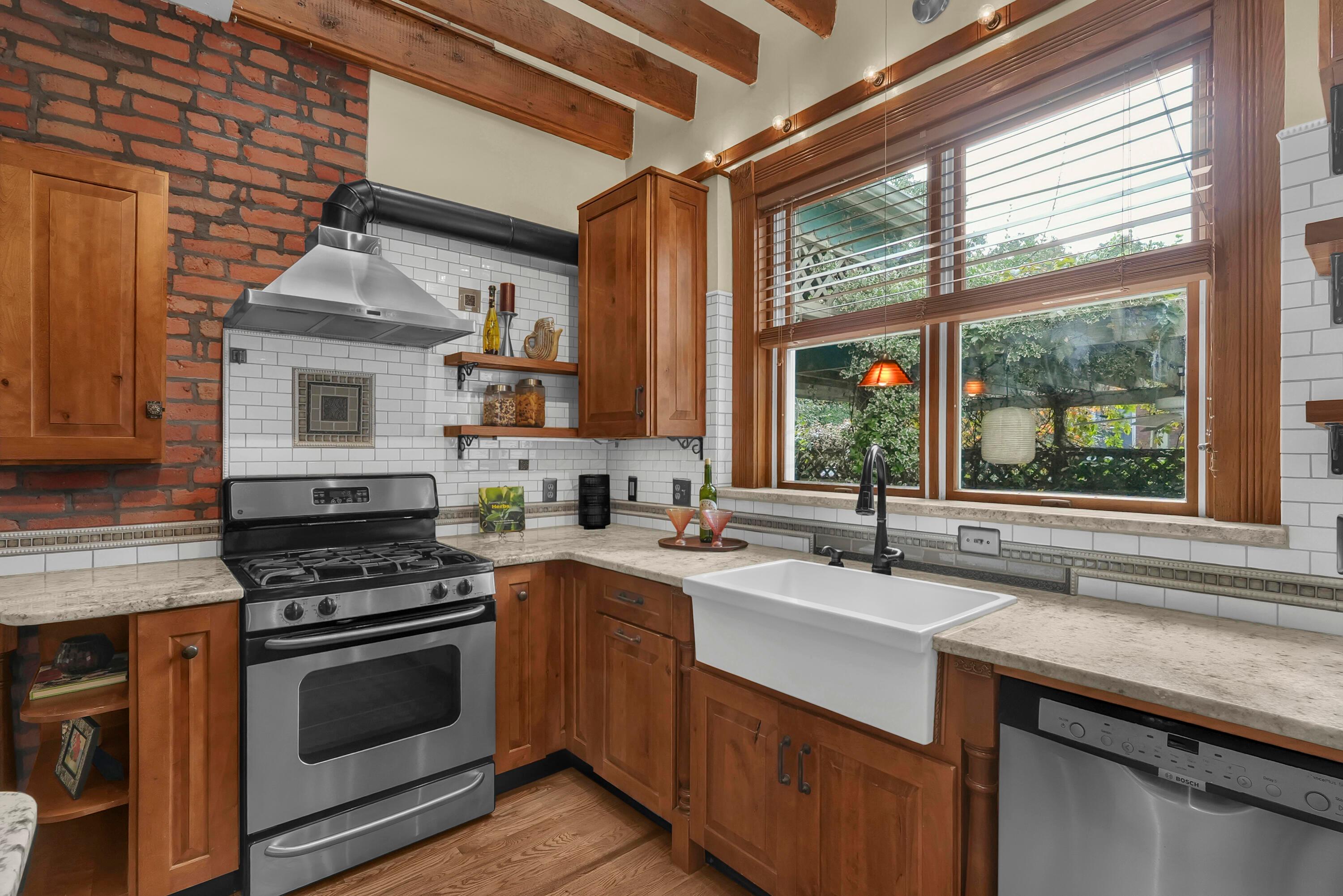 1319 Hunter Avenue Property Photo 19