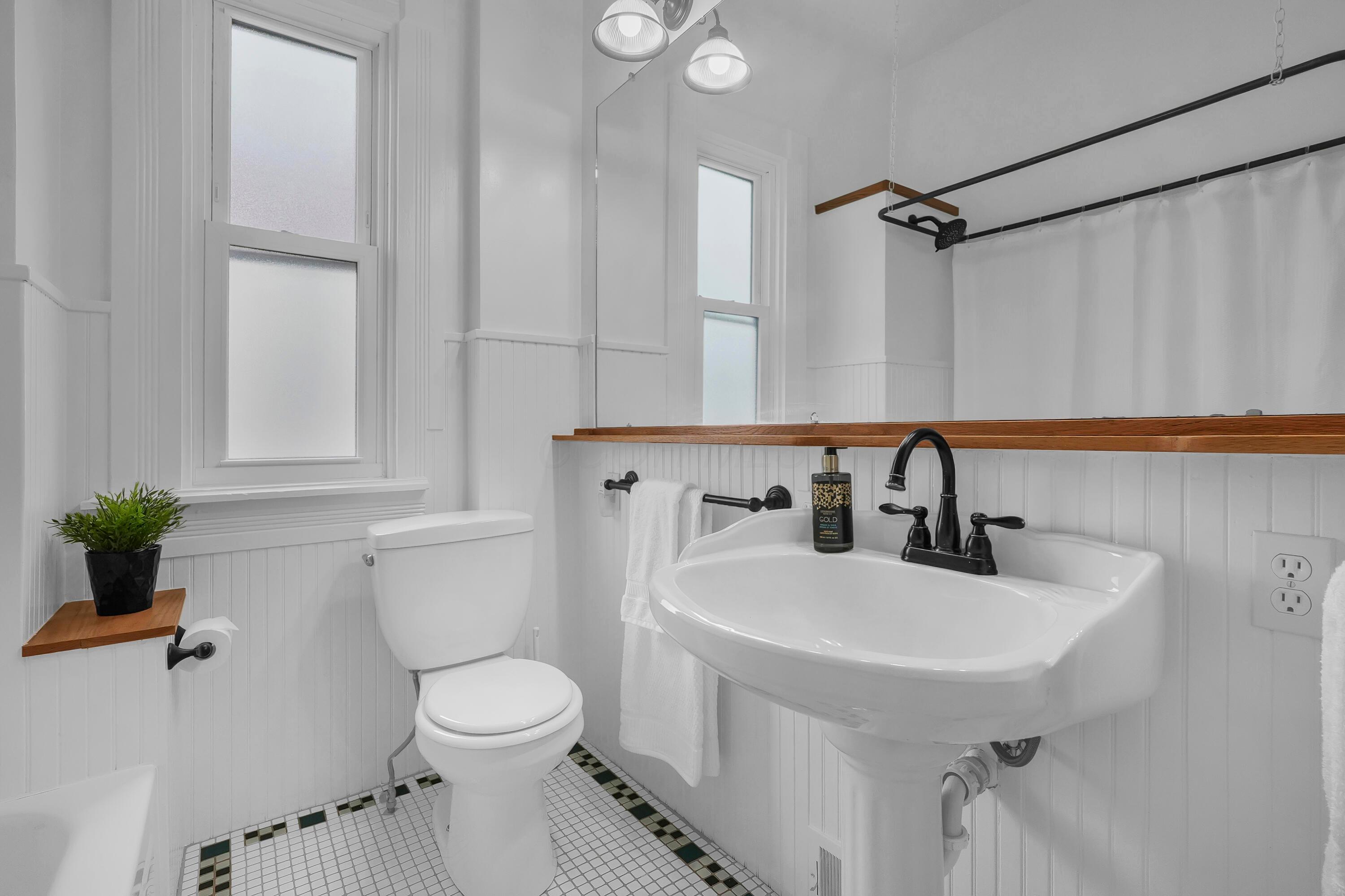 1319 Hunter Avenue Property Photo 39