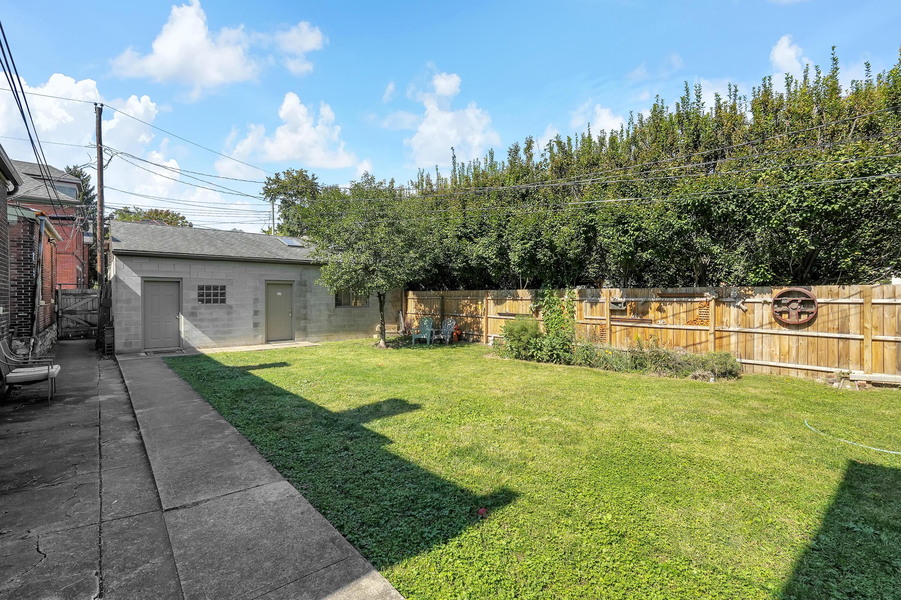 1319 Hunter Avenue Property Photo 49
